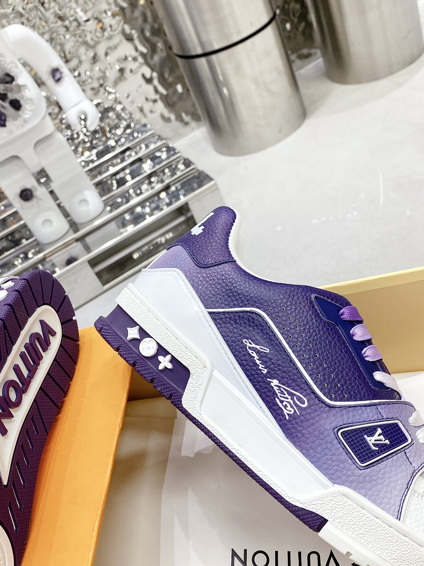 Louis Vuitton Women’s LV Trainers Violet For Women LV