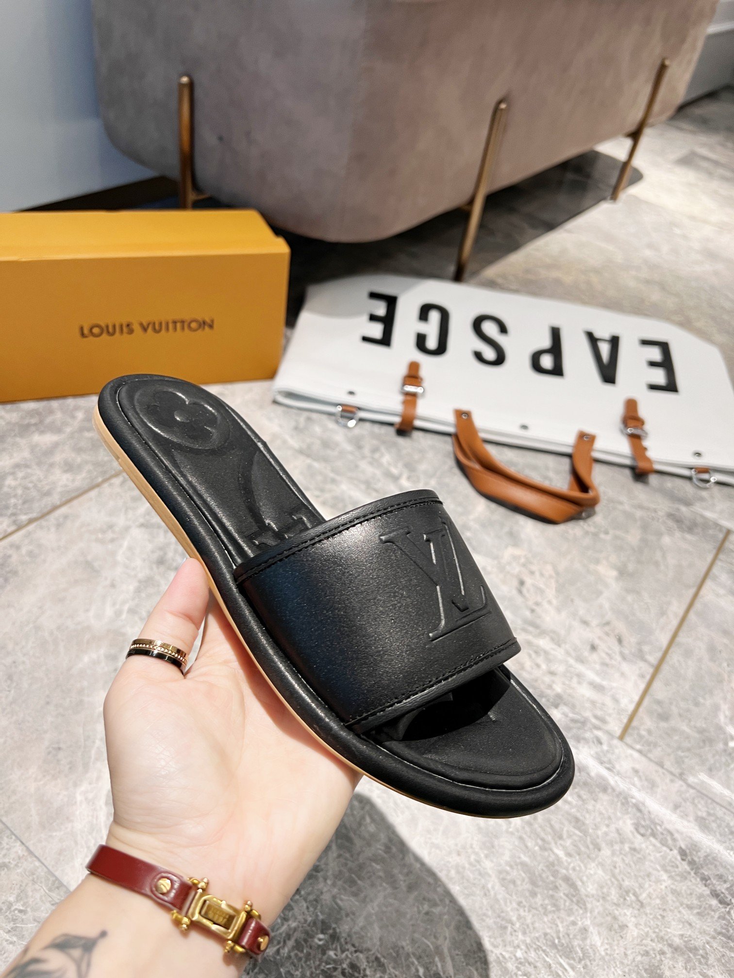 Louis Vuitton Women’s Magnetic Flat Mule Black For Women LV 1AA1LT