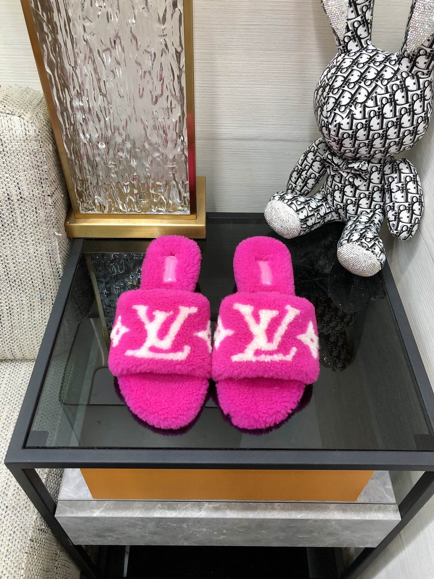 Louis Vuitton Women’s Magnetic Mule Fuchsia Pink For Women LV 1AA1R5
