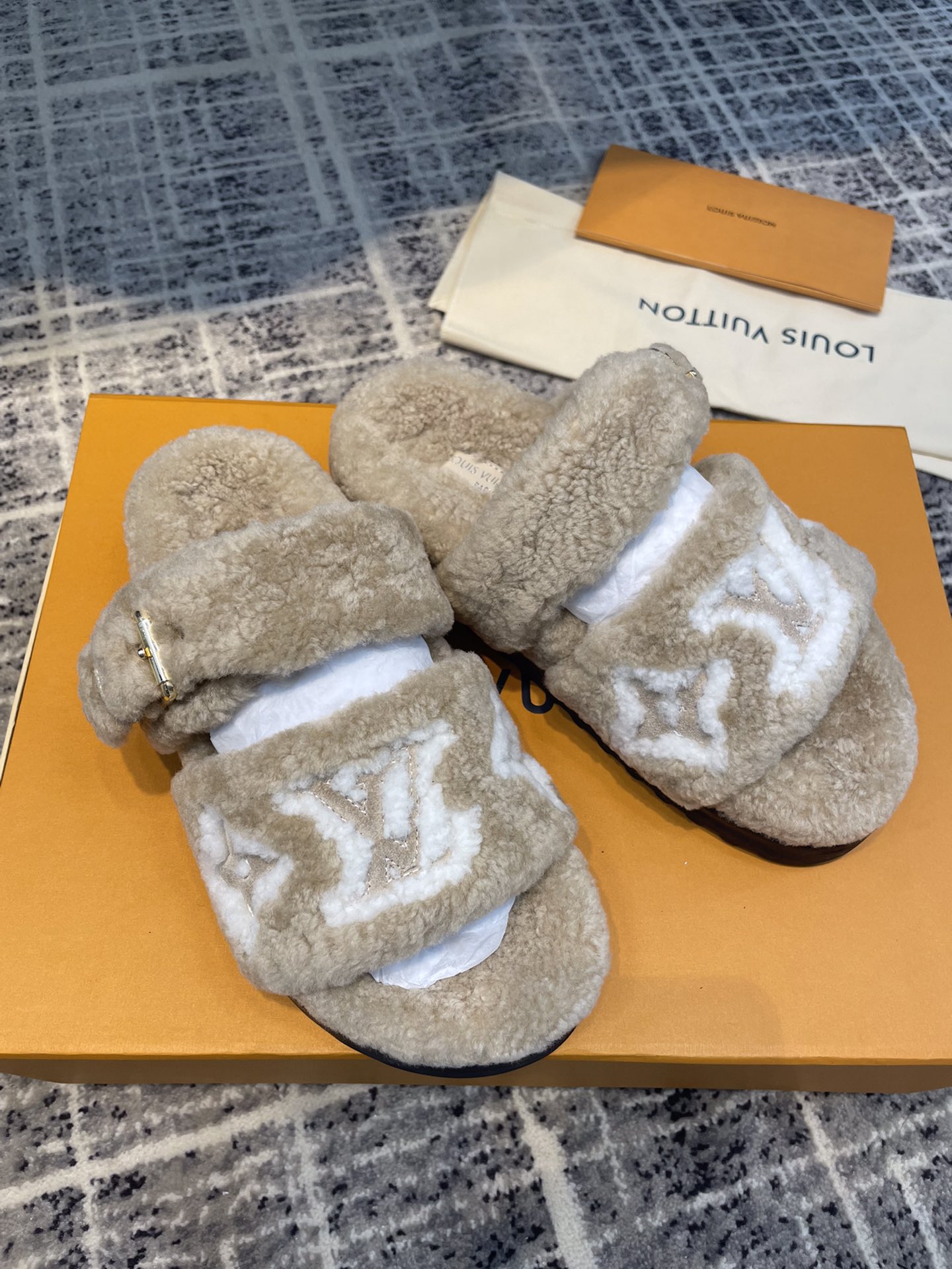 Louis Vuitton Women’s Paseo Flat Comfort Mule Beige For Women LV