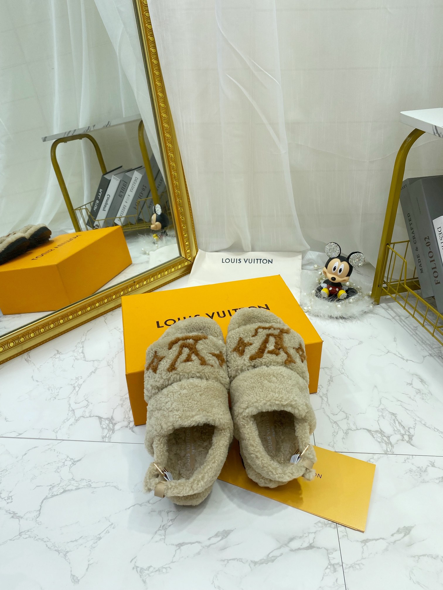 Louis Vuitton Women’s Paseo Flat Comfort Sandal Beige For Women LV 1AA1GY
