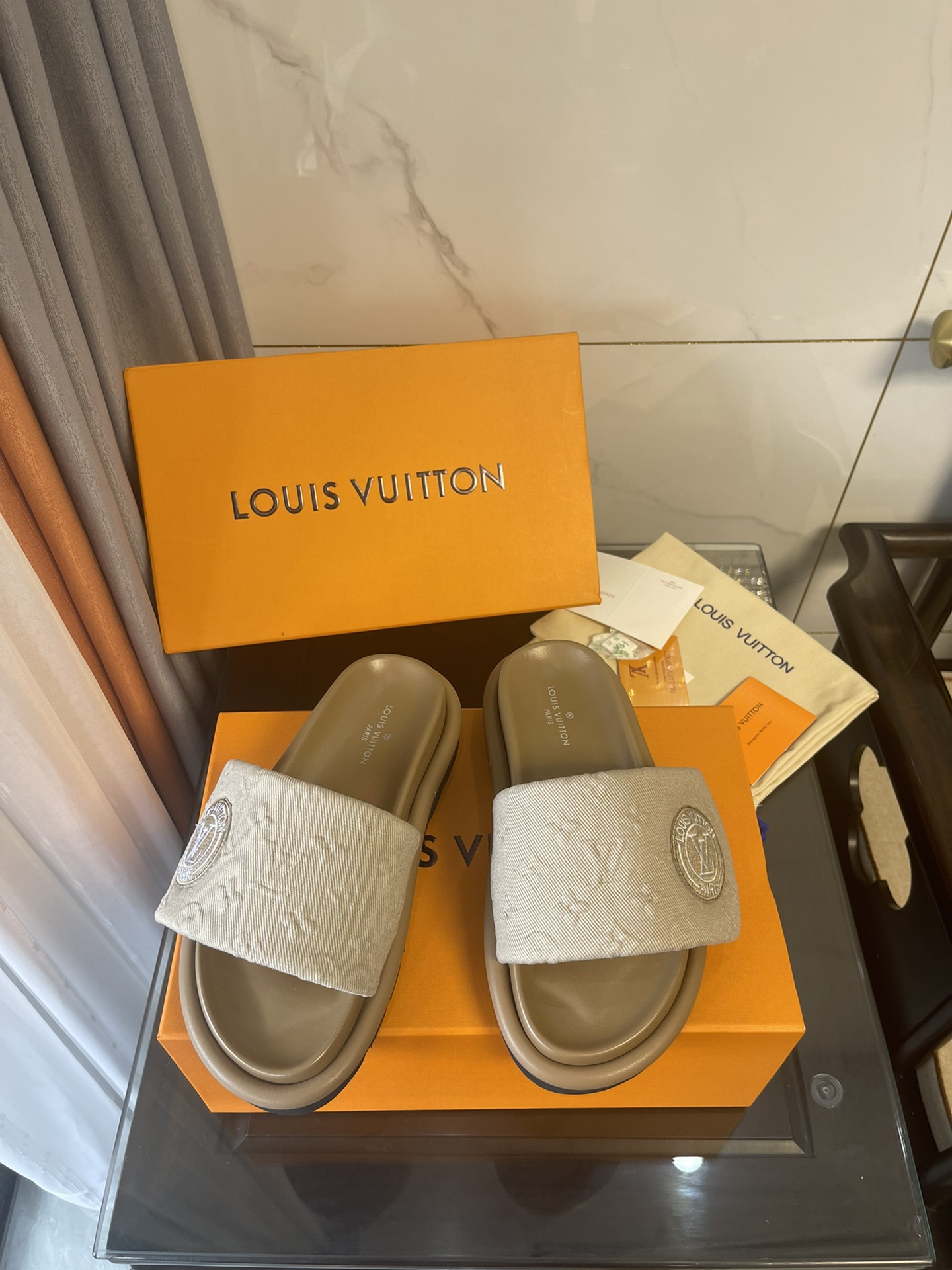 Louis Vuitton Women’s Pool Pillow Comfort Flat Mule Beige For Women LV