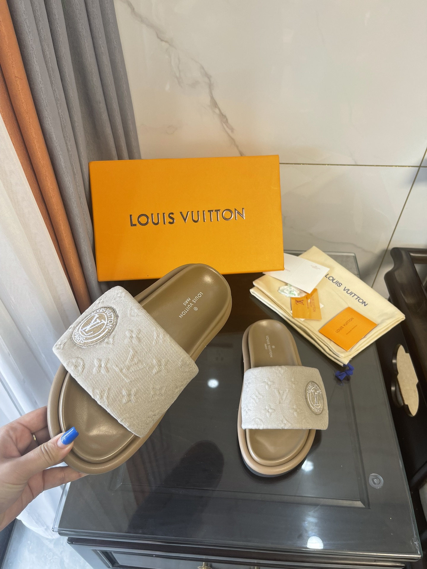 Louis Vuitton Women’s Pool Pillow Comfort Flat Mule Beige For Women LV