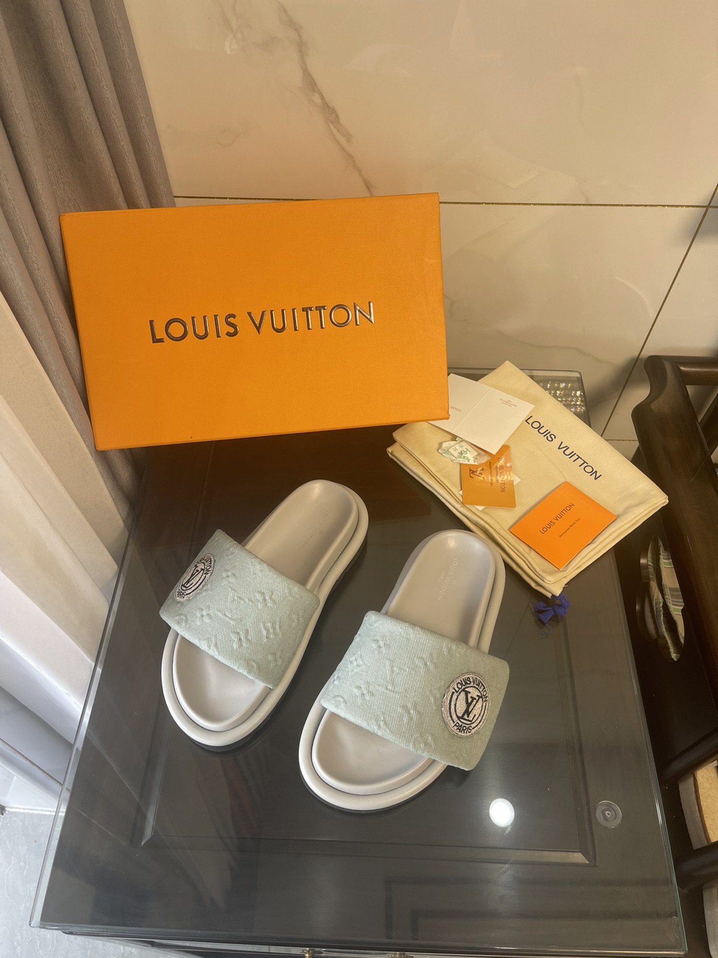 Louis Vuitton Women’s Pool Pillow Comfort Flat Mule Bright Green For Women LV