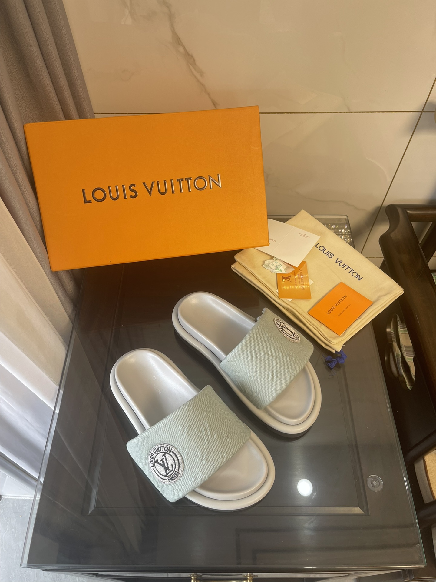 Louis Vuitton Women’s Pool Pillow Comfort Flat Mule Bright Green For Women LV