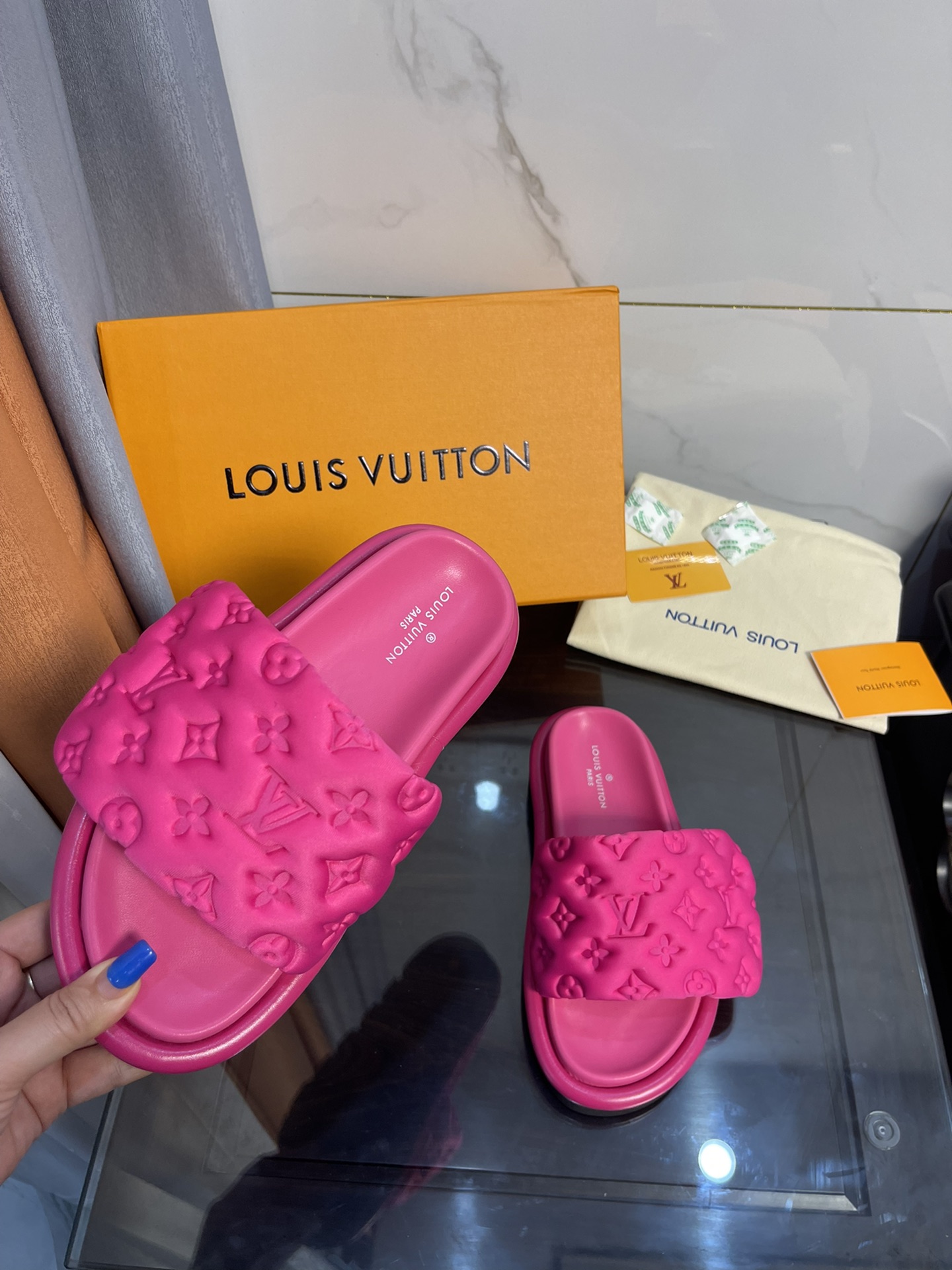 Louis Vuitton Women’s Pool Pillow Comfort Flat Mule Fuchsia Pink For Women LV 1AA1DO