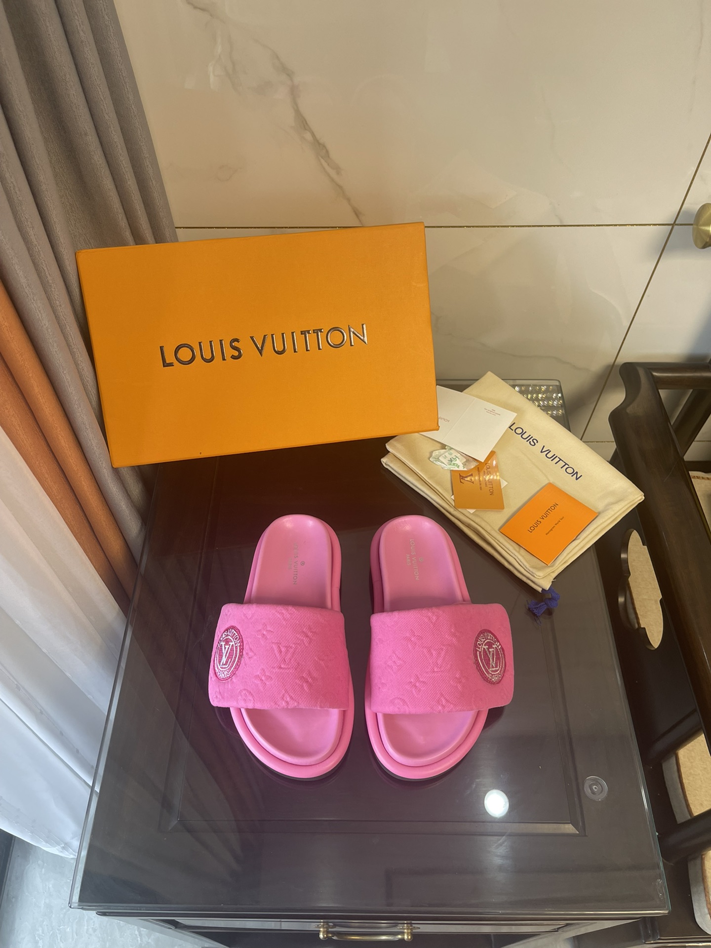 Louis Vuitton Women’s Pool Pillow Comfort Mule Pink For Women LV