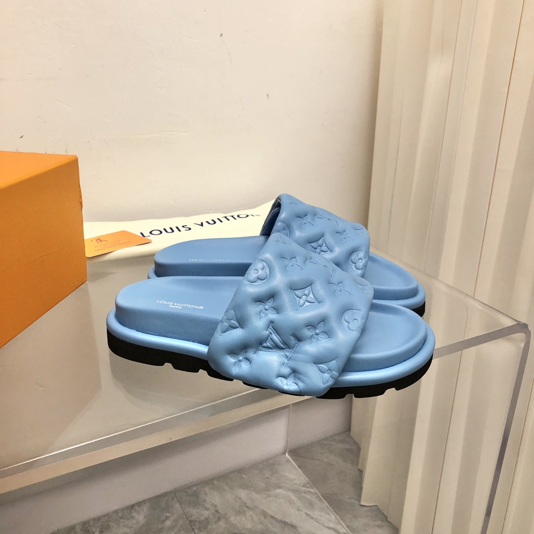 Louis Vuitton Women’s Pool Pillow Flat Comfort Mule Blue For Women LV