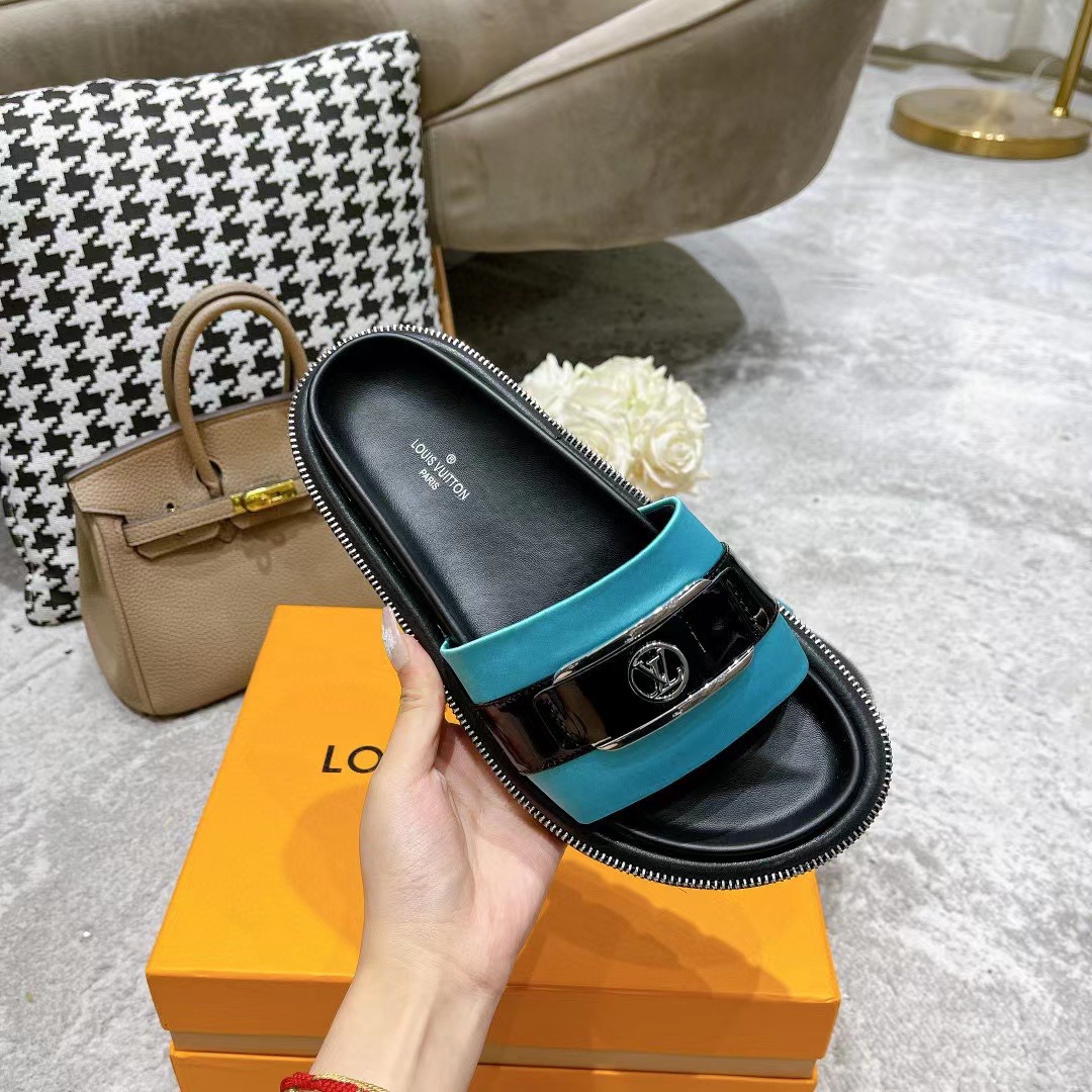 Louis Vuitton Women’s Pool Pillow Flat Comfort Mule Blue For Women LV