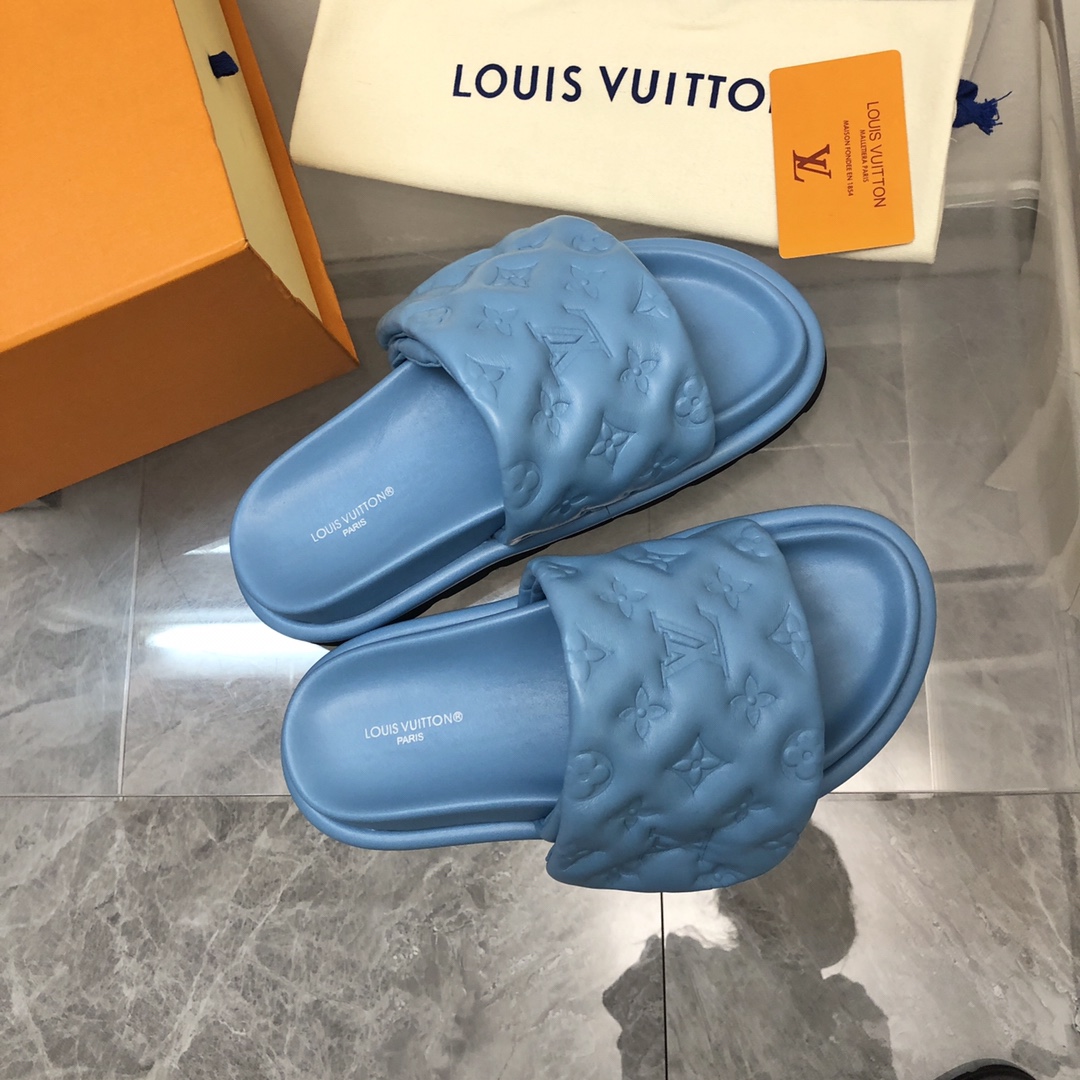 Louis Vuitton Women’s Pool Pillow Flat Comfort Mule Blue For Women LV
