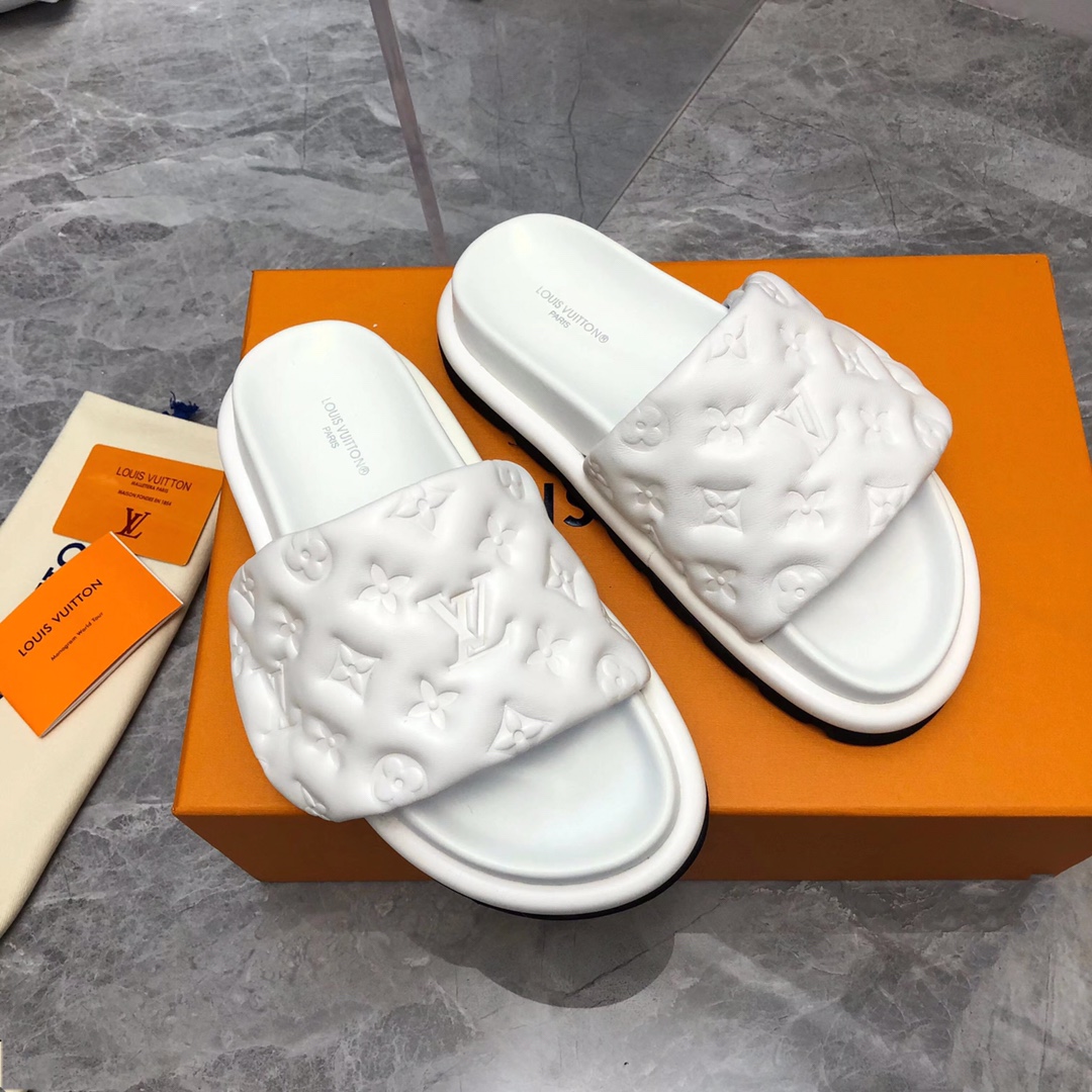 Louis Vuitton Women’s Pool Pillow Flat Comfort Mule White For Women LV 1AABKV