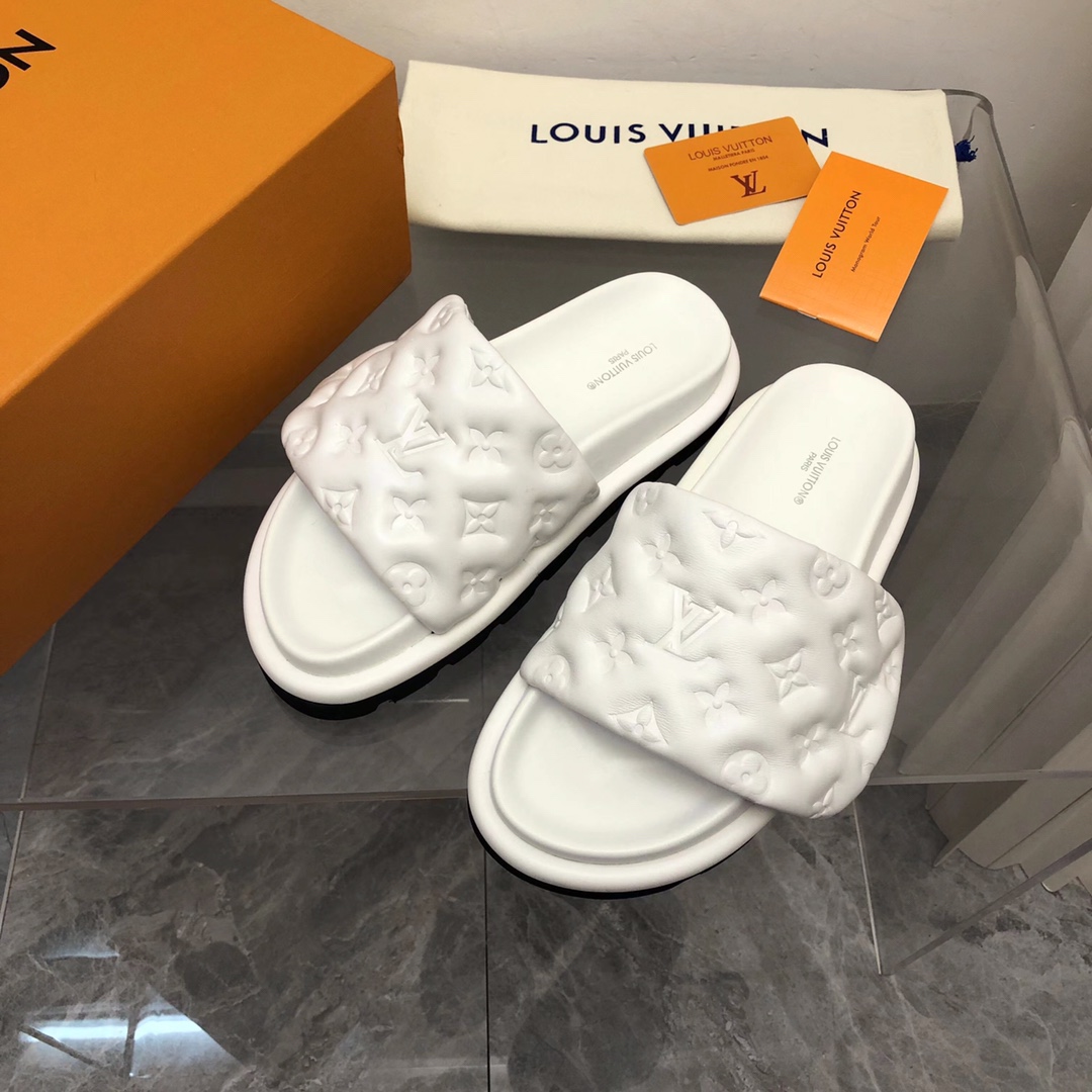 Louis Vuitton Women’s Pool Pillow Flat Comfort Mule White For Women LV 1AABKV