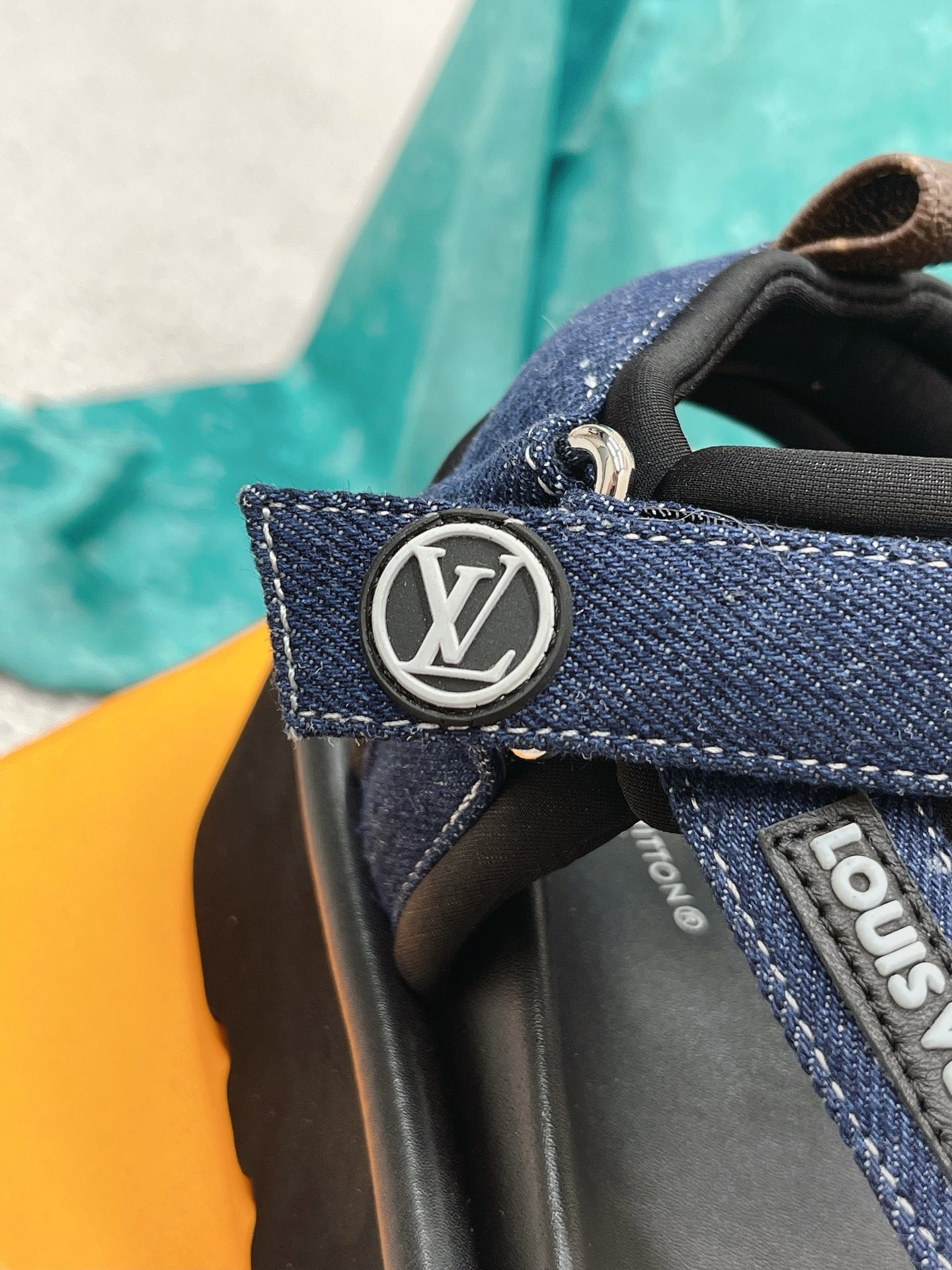 Louis Vuitton Women’s Pool Pillow Flatform Comfort Sandal Blue For Women LV 1AACHL
