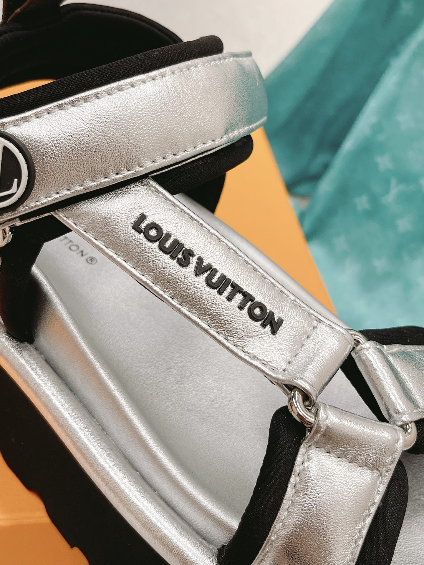 Louis Vuitton Women’s Pool Pillow Flatform Comfort Sandal Sliver For Women LV 1AACHA