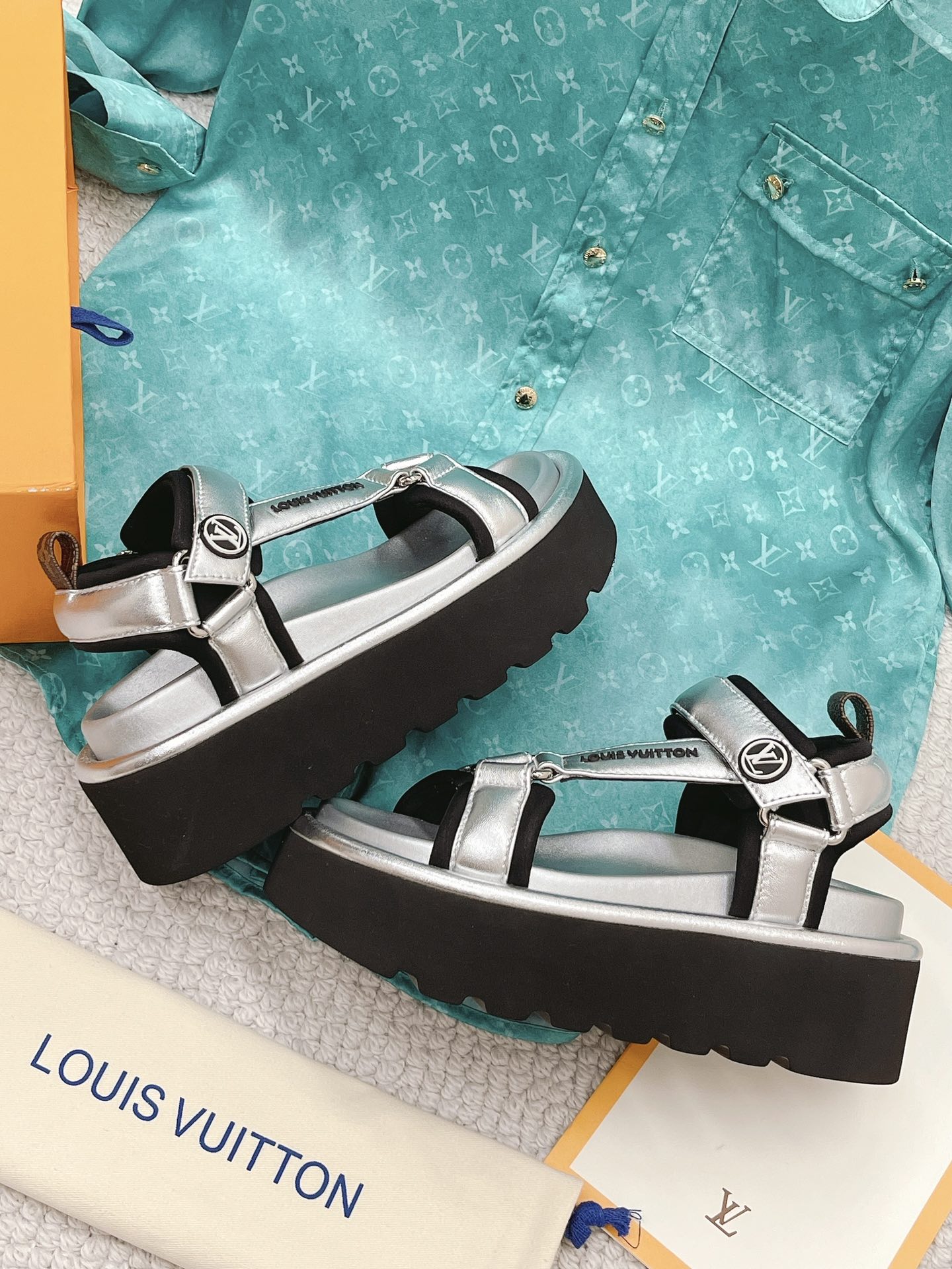 Louis Vuitton Women’s Pool Pillow Flatform Comfort Sandal Sliver For Women LV 1AACHA