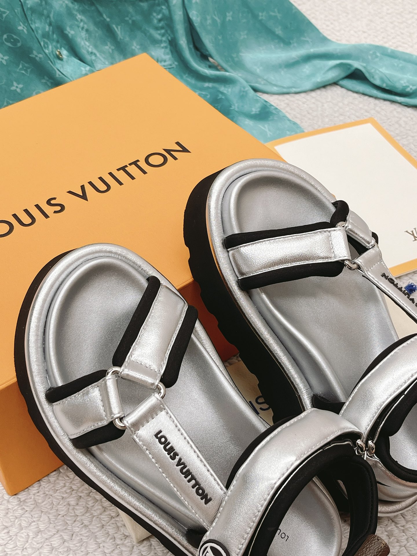 Louis Vuitton Women’s Pool Pillow Flatform Comfort Sandal Sliver For Women LV 1AACHA