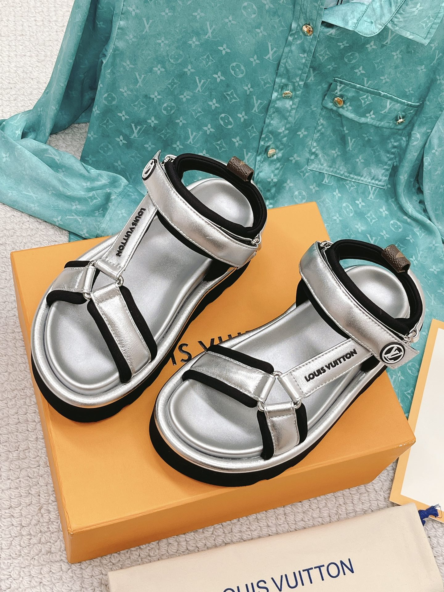 Louis Vuitton Women’s Pool Pillow Flatform Comfort Sandal Sliver For Women LV 1AACHA