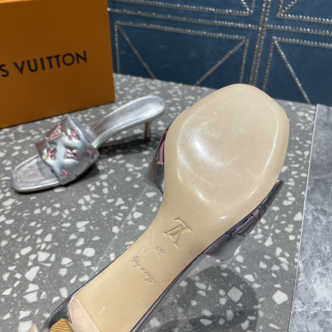 Louis Vuitton Women’s Revival Mule Sliver For Women LV 1AAOUB