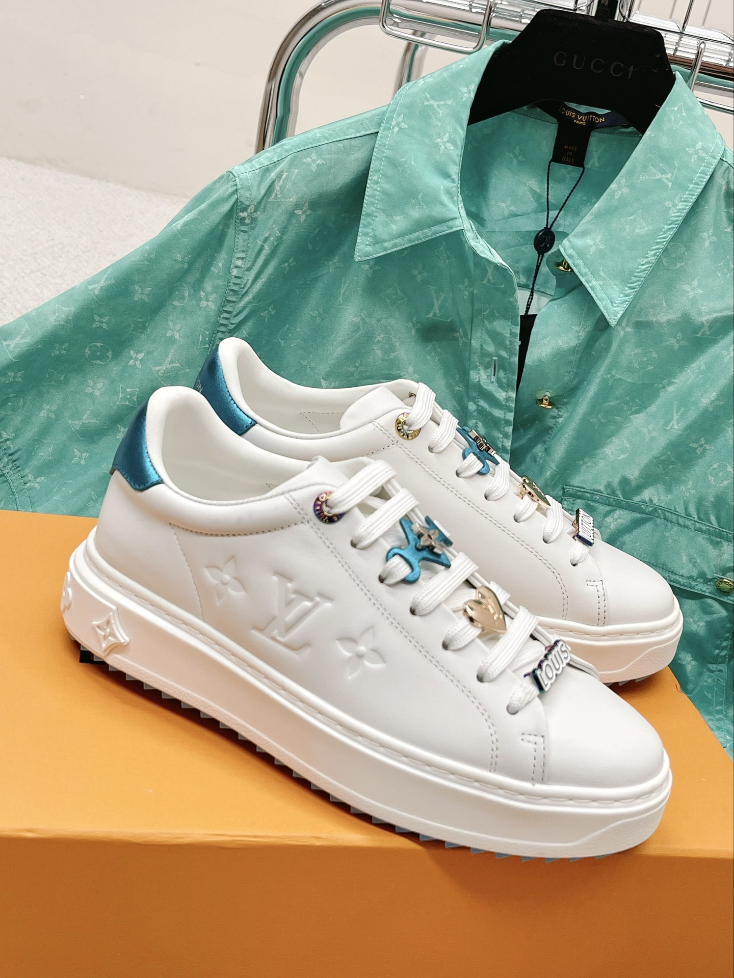 Louis Vuitton Women’s Time Out Sneaker Blue For Women LV 1AADNP