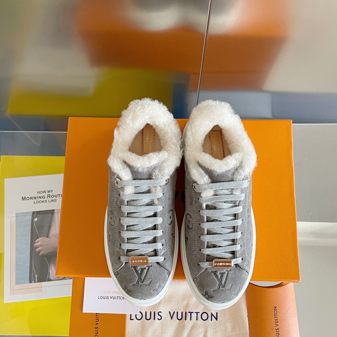 Louis Vuitton Women’s Time Out Sneaker Grey For Women LV