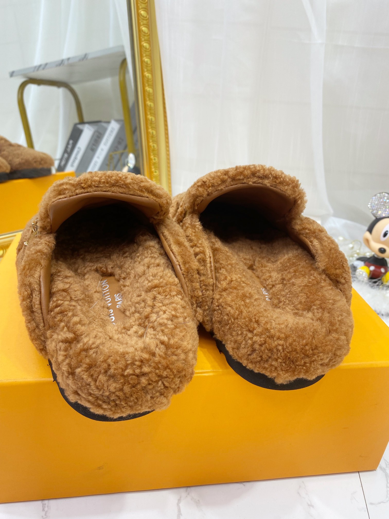Louis Vuitton Women’s Winterbreak Flat Comfort Mule Brown For Women LV