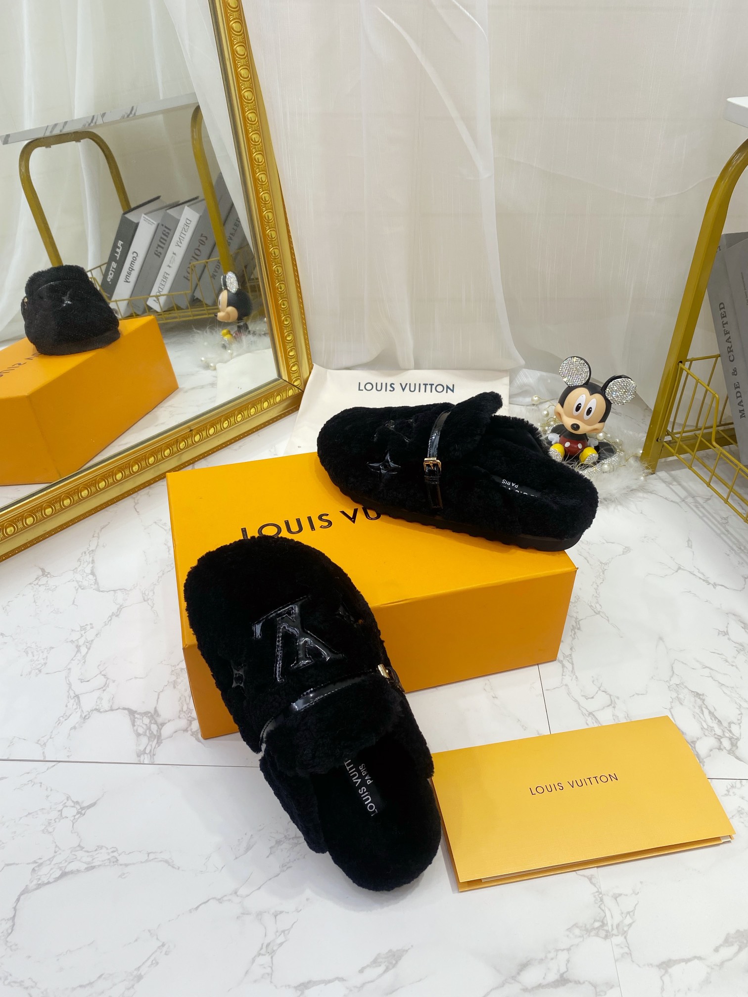 Louis Vuitton Women’s Winterbreak Flat Comfort Mule Dark Blue For Women LV