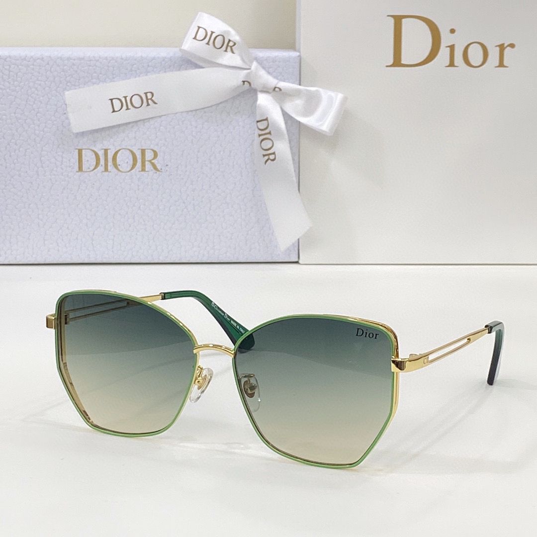 Miss Dior B2U