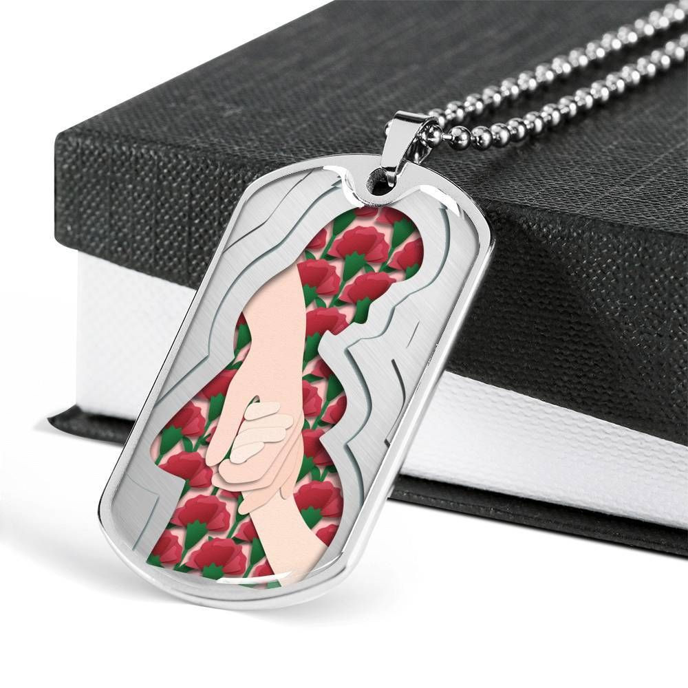 Mom Hold Her Son’s Hand Dog Tag Necklace For Mom