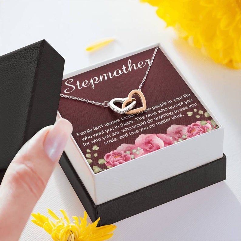 Mother’s Day Gift Necklace for Stepmom, Stepmother Gifts, Stepmother Jewelry, Gift for Stepmom. Interlocking Hearts Necklace