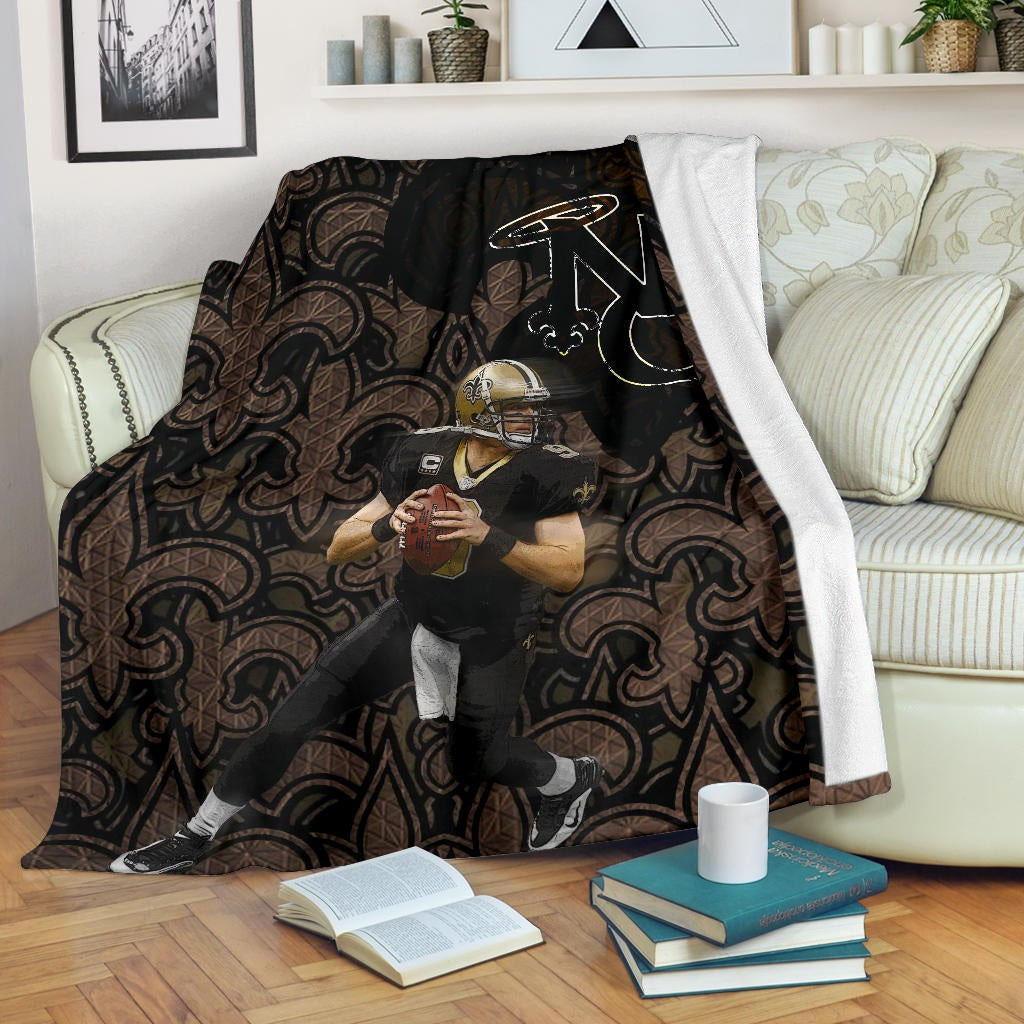 New Orleans Saints American Football Drew Brees 09 Ready To Throw Rugby Ball Saints Doodle Fleece Blankets
