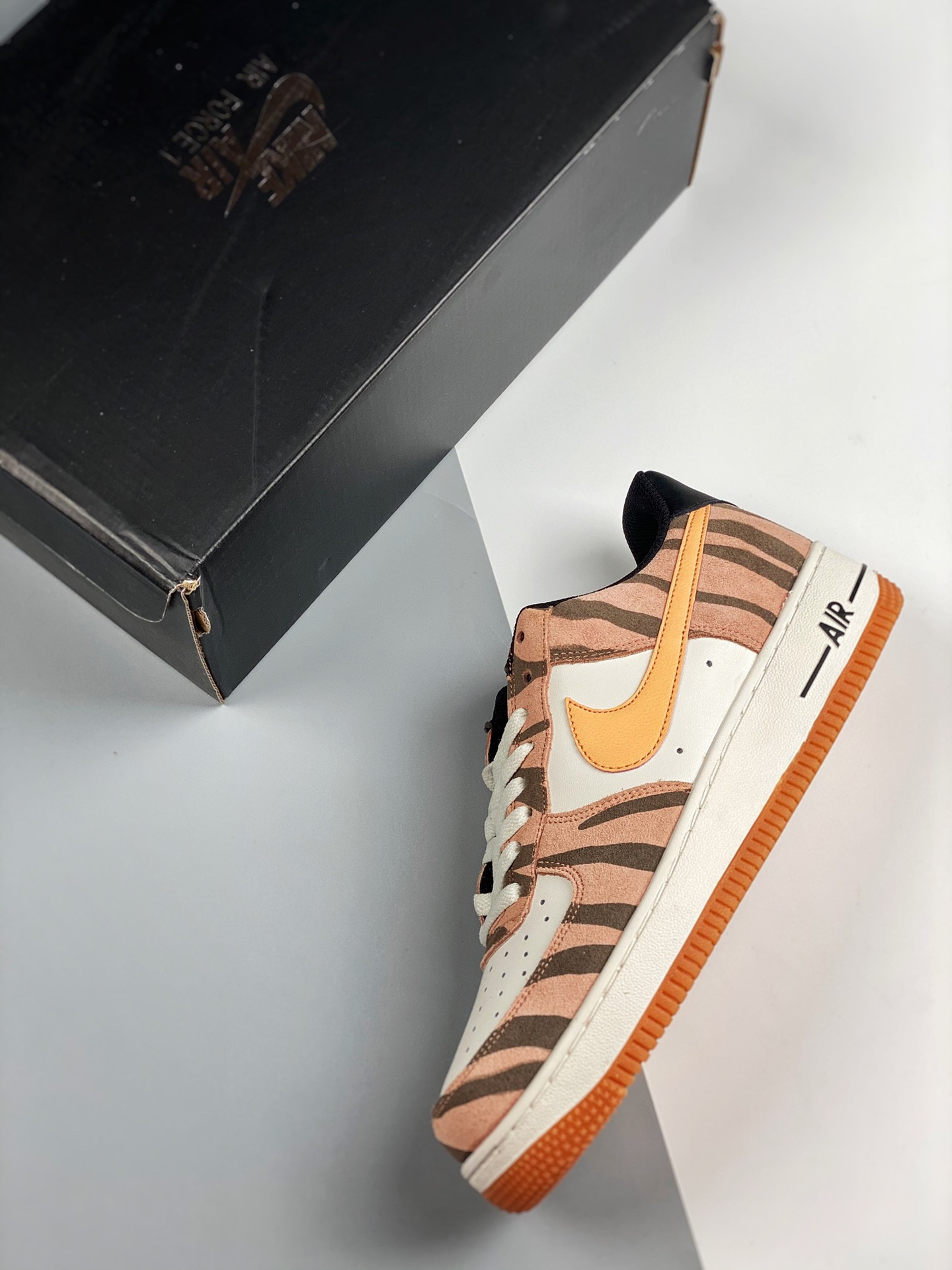 Nike Air Force 1 Low ‘Daktari’ Coconut Milk/Atomic Orange-Fuel Orange For Sale
