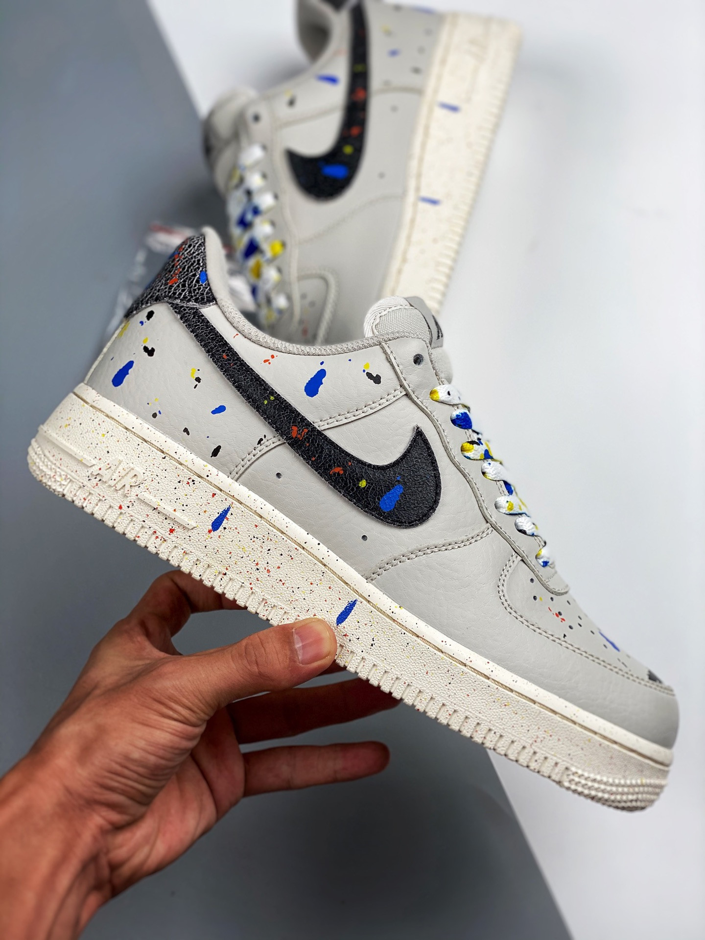 Nike Air Force 1 Low ‘Paint Splatter’ Light For Sale