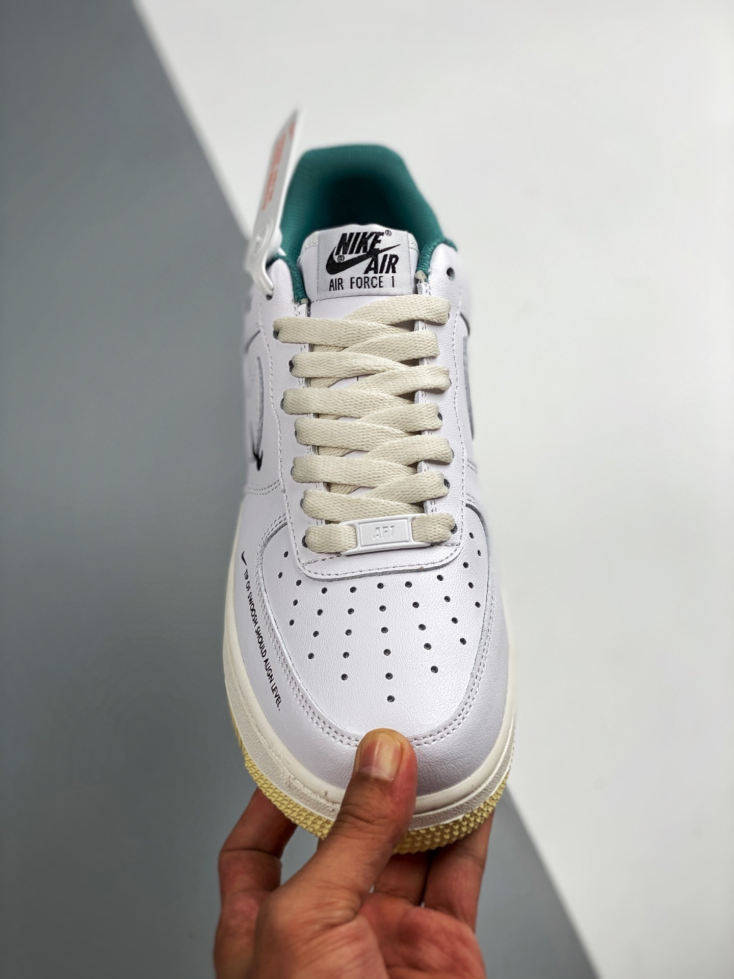 Nike Air Force 1 Low ’07 LE White/Sail/Starfish For Sale