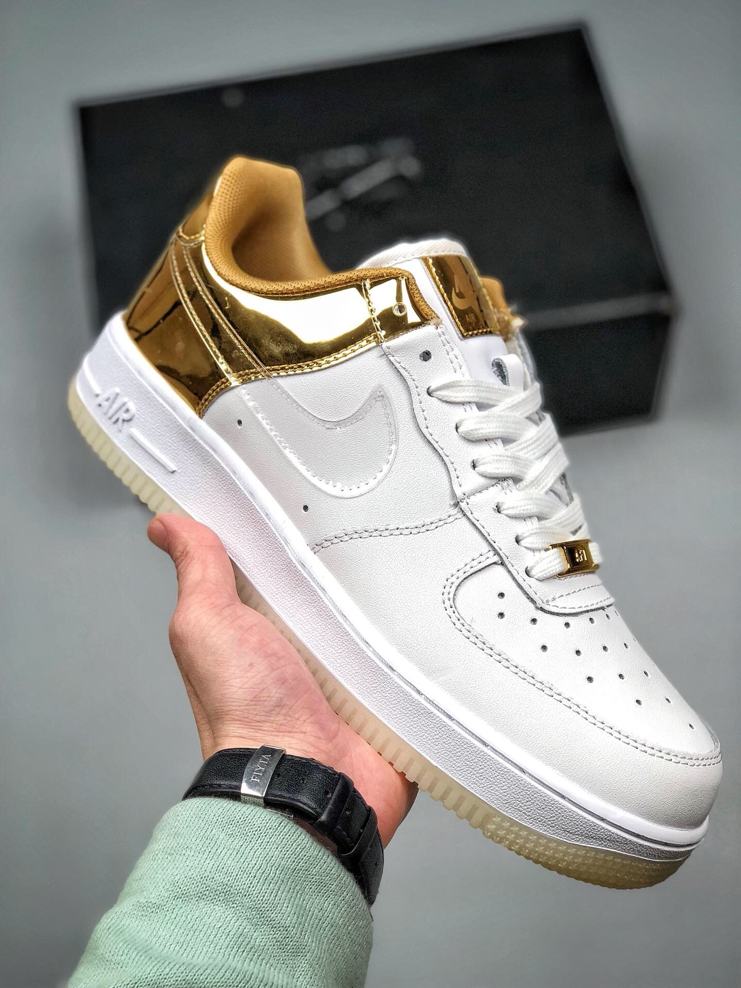 Nike Air Force 1 Low ’07 PRM White/Metal Gold For Sale