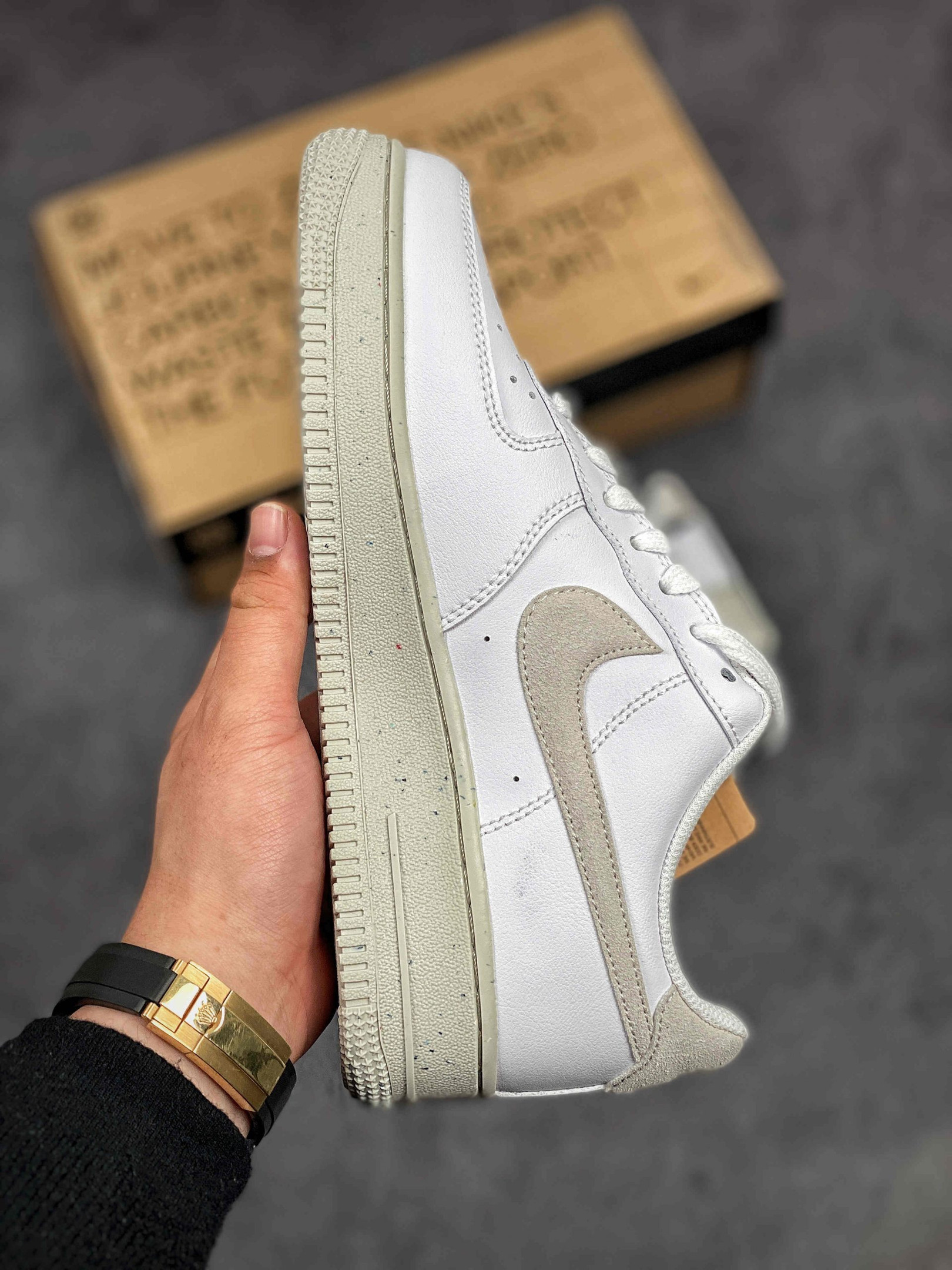 Nike Air Force 1 Low ’07 SE White/Light For Sale
