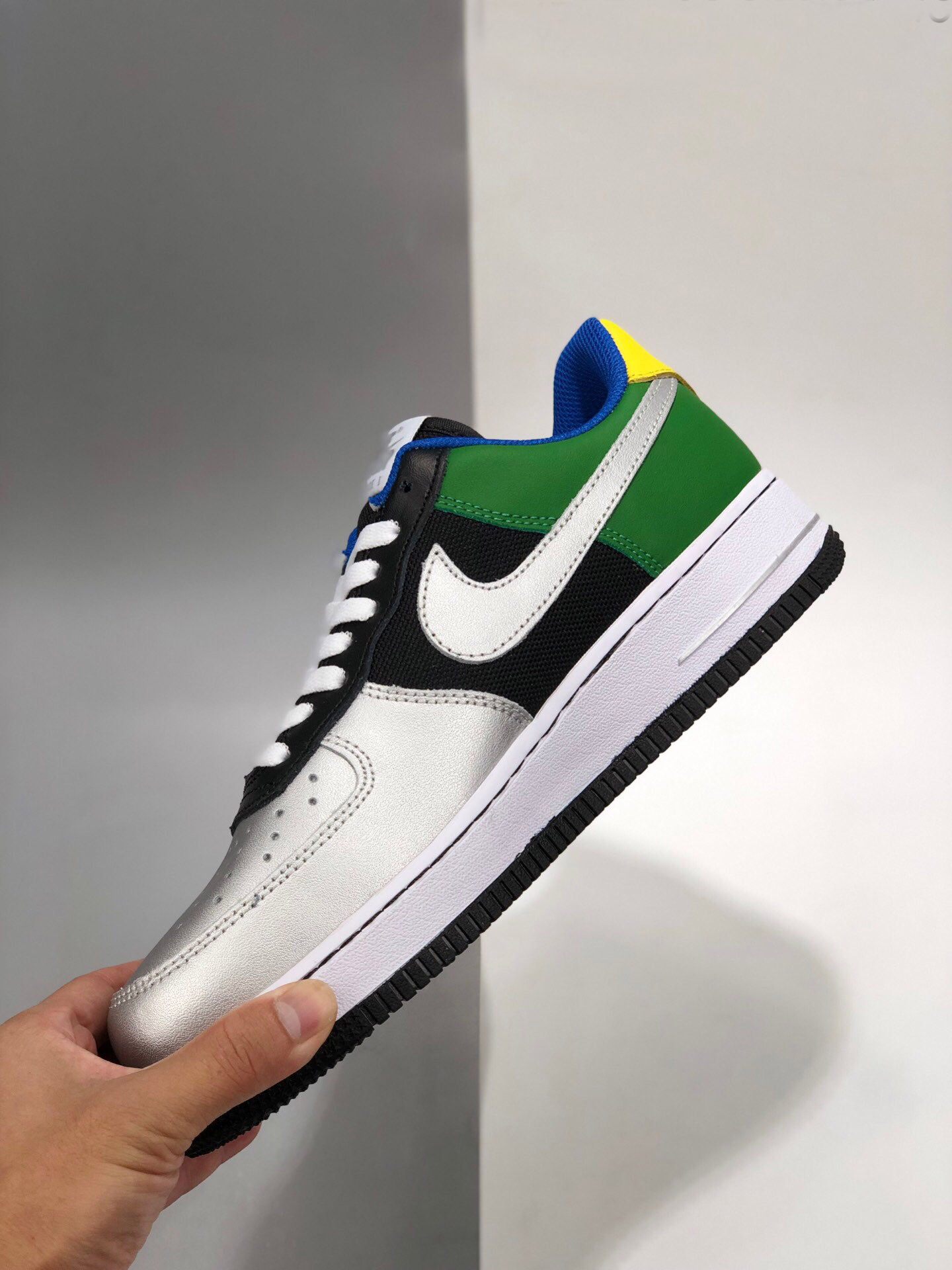 Nike Air Force 1 Low “Olympic” Black/Metallic Silver-Chie
