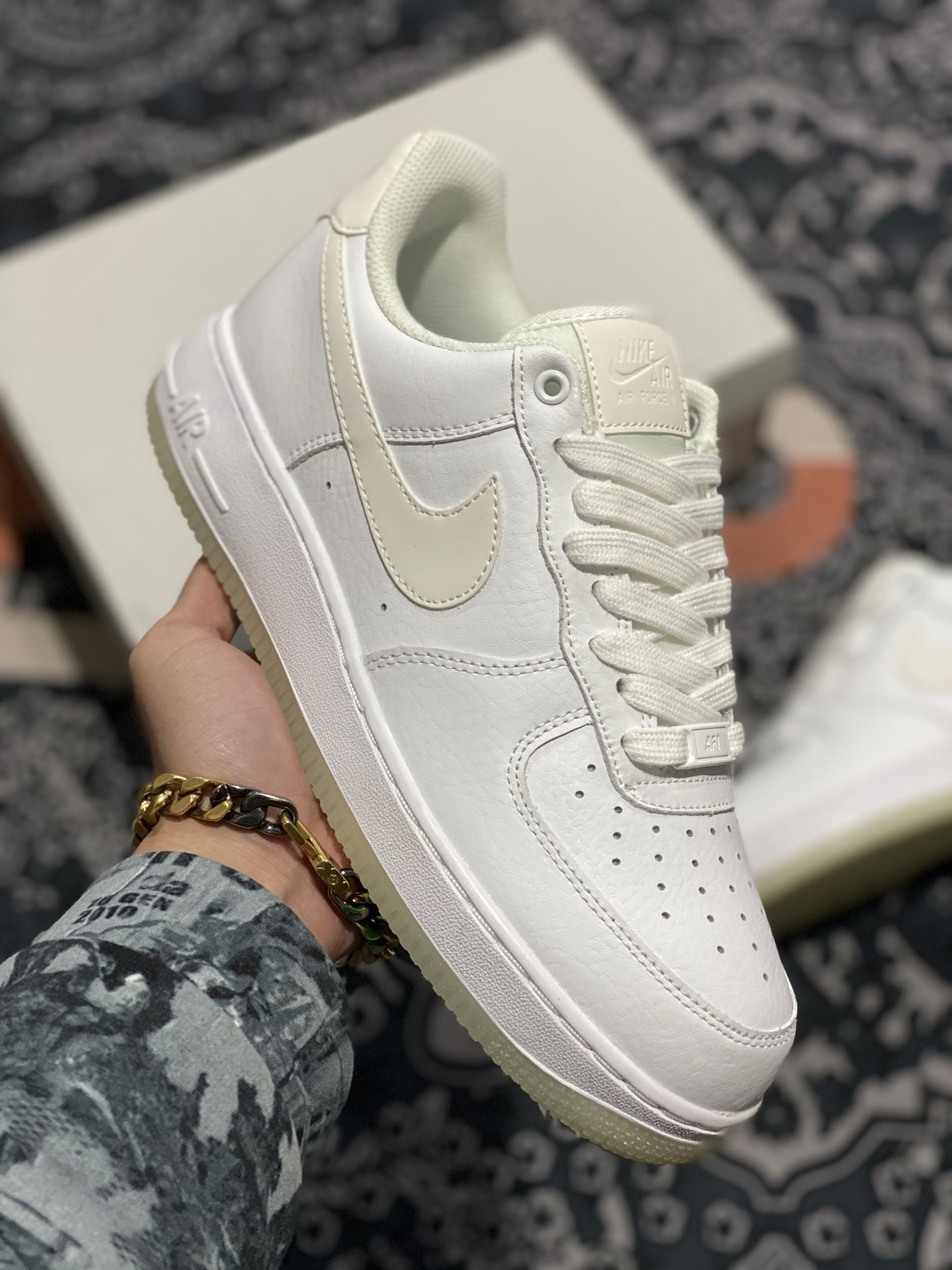 Nike Air Force 1 Low ’07 Essential ‘Triple White’ For Sale