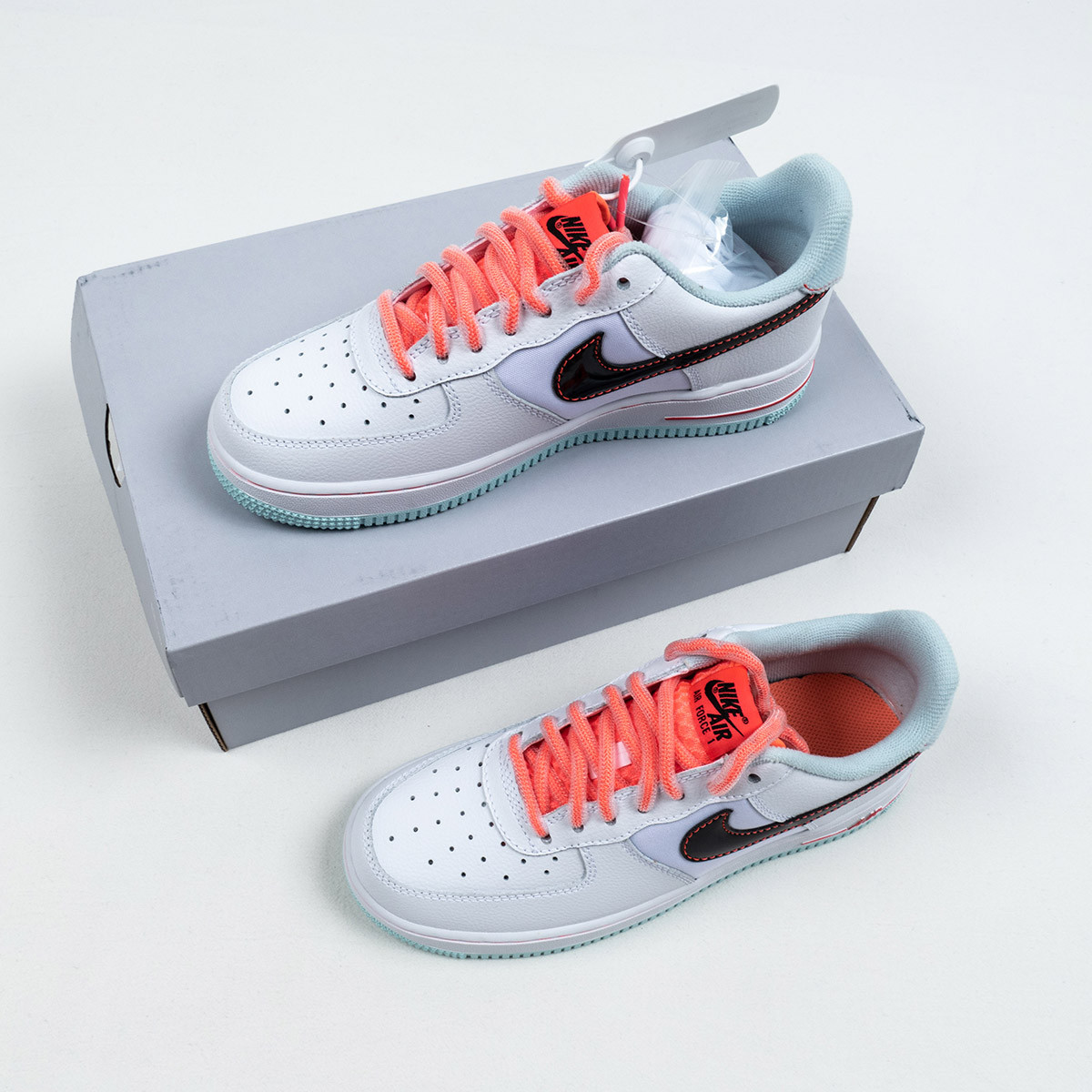 Nike Air Force 1 Low 07 LV8 White Flash Crimson Atomic Pink For Sale