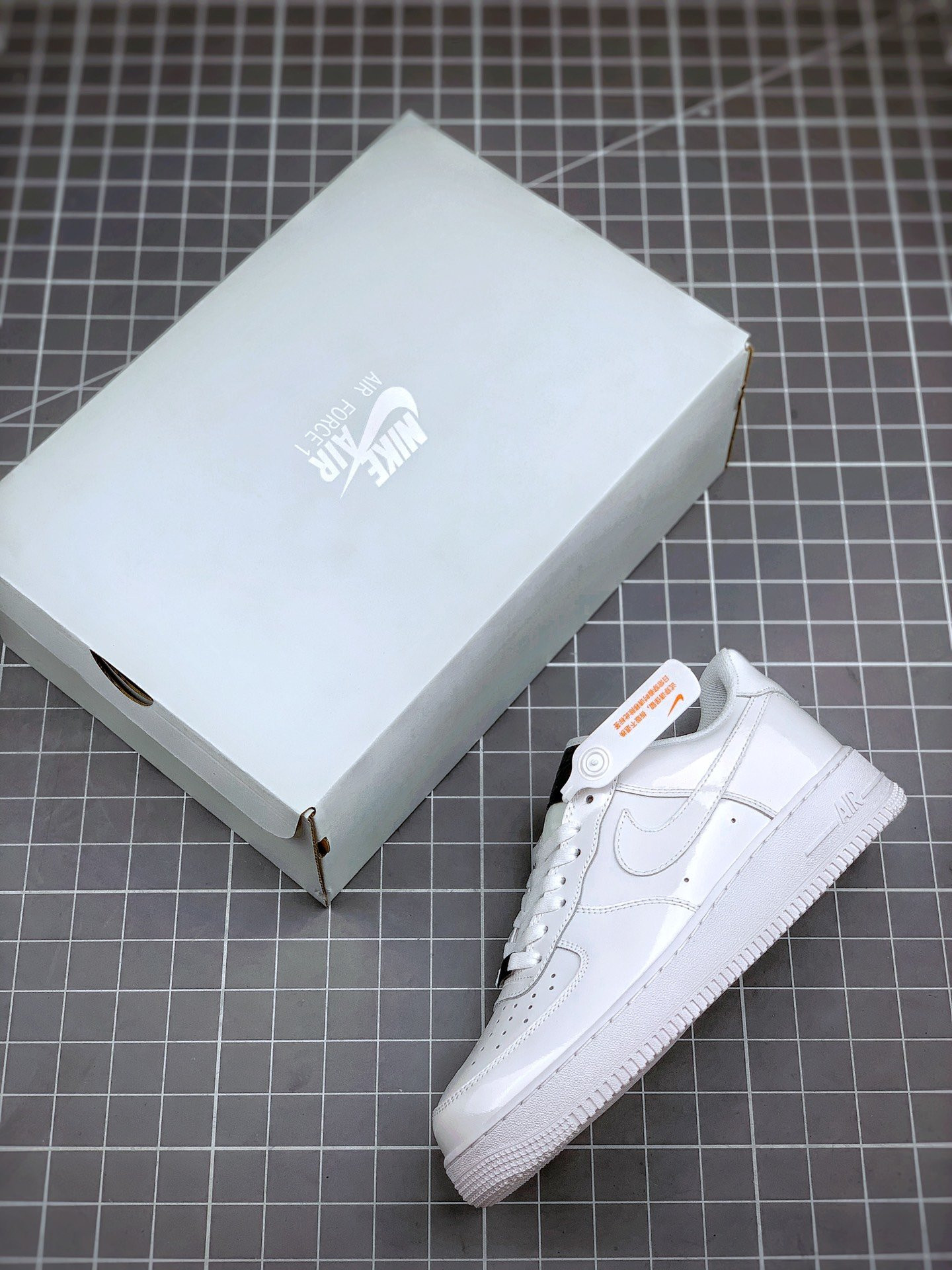 Nike Air Force 1 Low 07 LX White For Sale