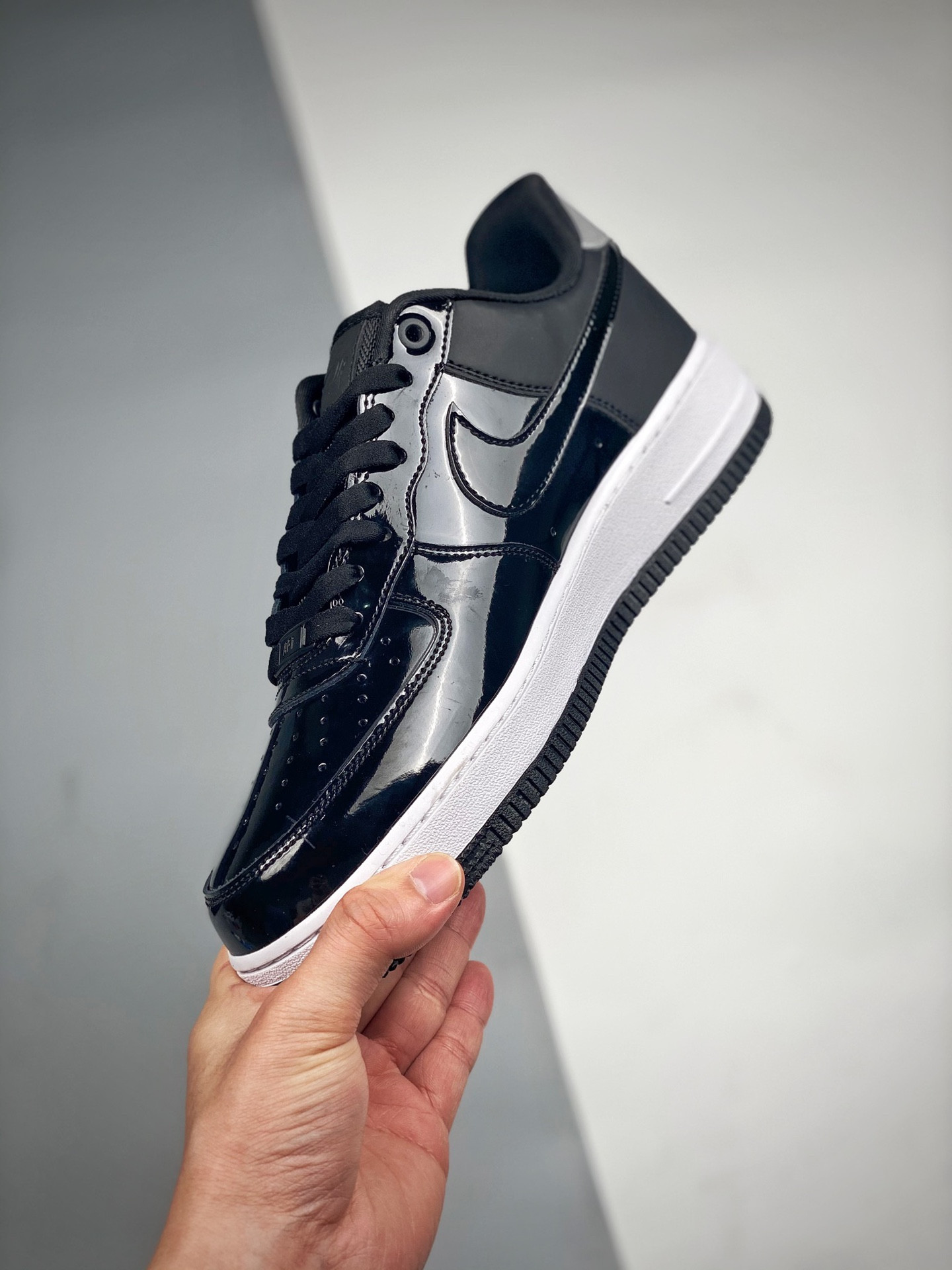 Nike Air Force 1 Low 07 SE Premium ‘Black Silver’ For Sale