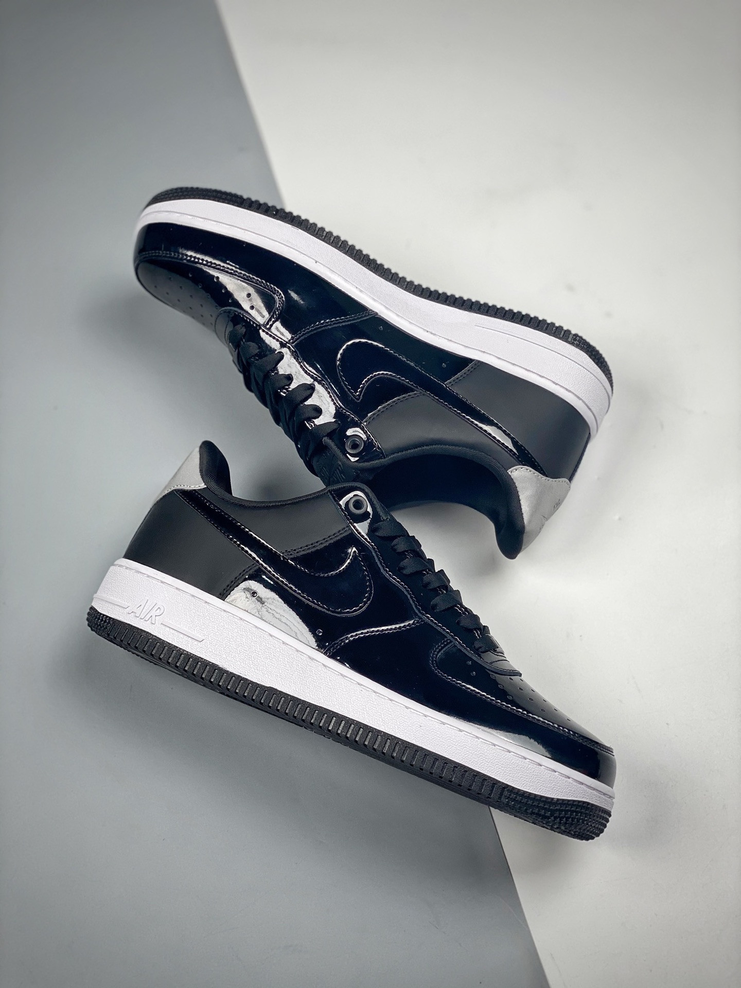 Nike Air Force 1 Low 07 SE Premium ‘Black Silver’ For Sale