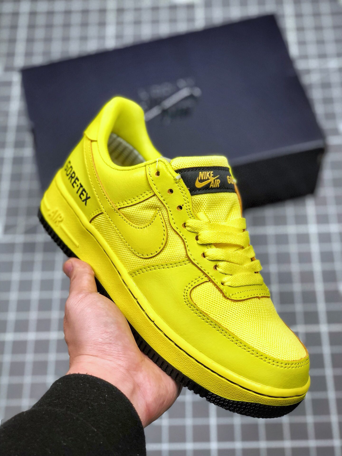 Nike Air Force 1 Low GORE-TEX Dynamic Yellow/Black For Sale