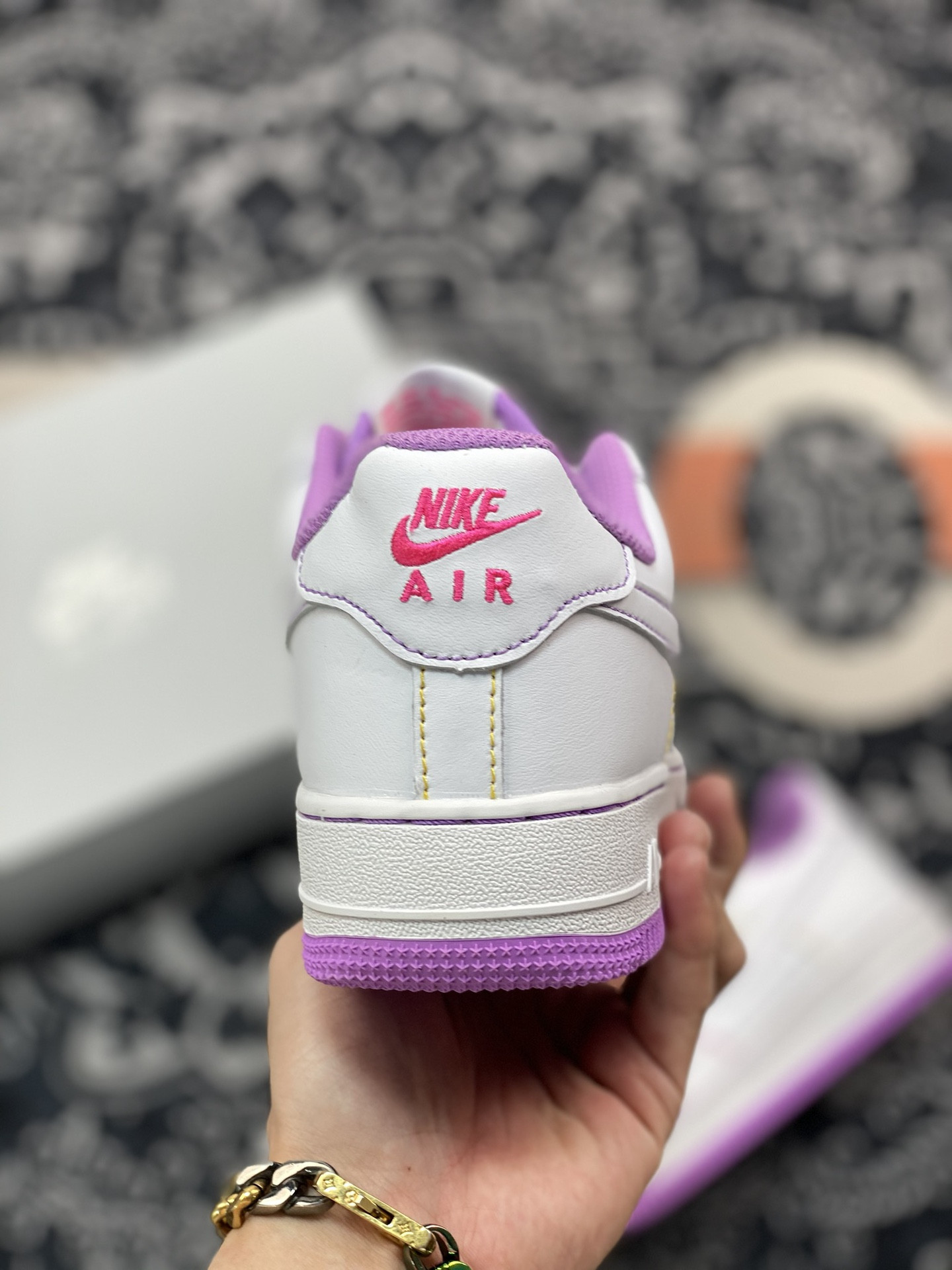 Nike Air Force 1 Low GS ‘Contrast Stitch Fuchsia Glow’ For Sale