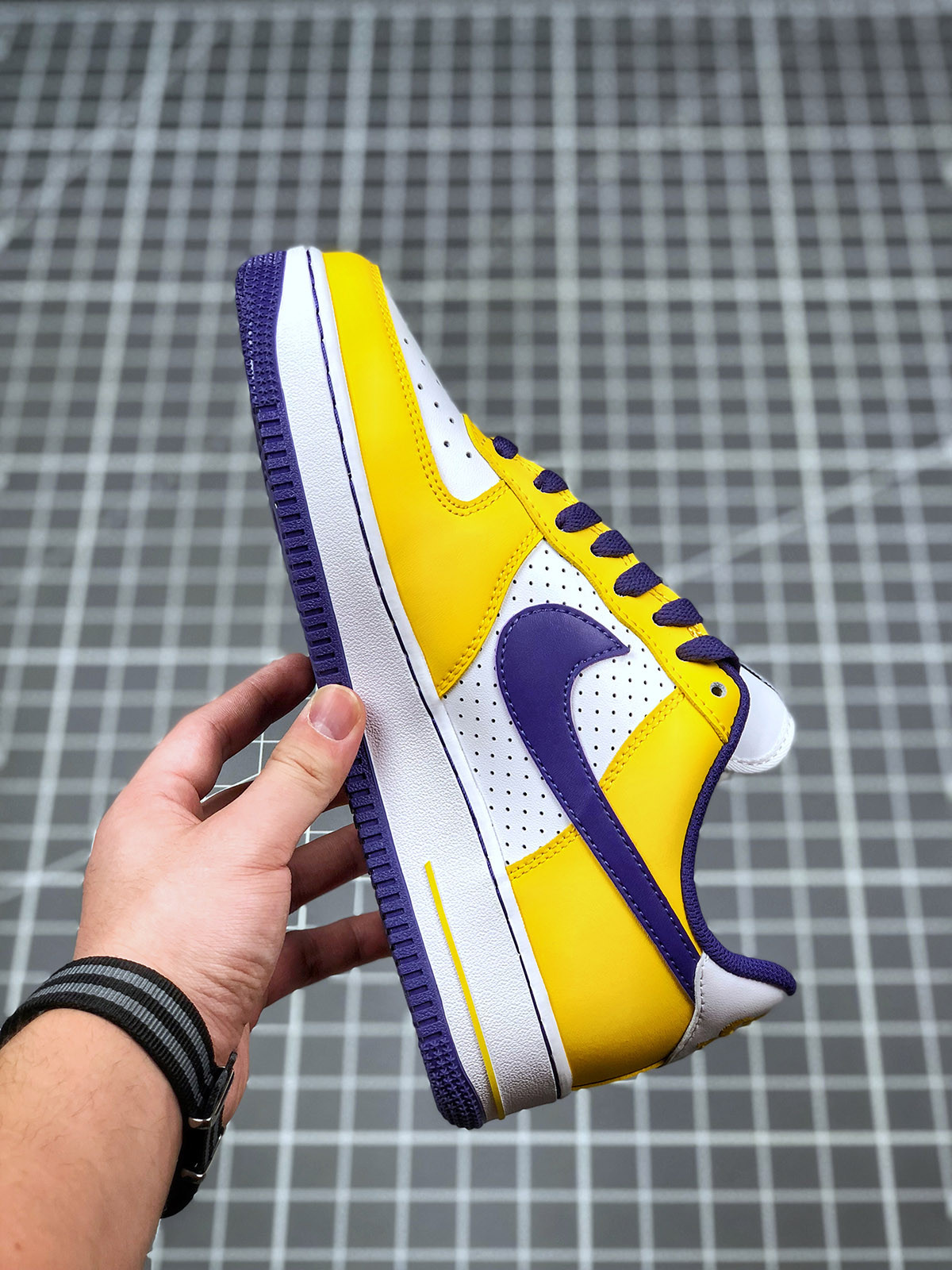 Nike Air Force 1 Low “Kobe Bryant” White/Varsity Purple-Varsity Maize For Sale