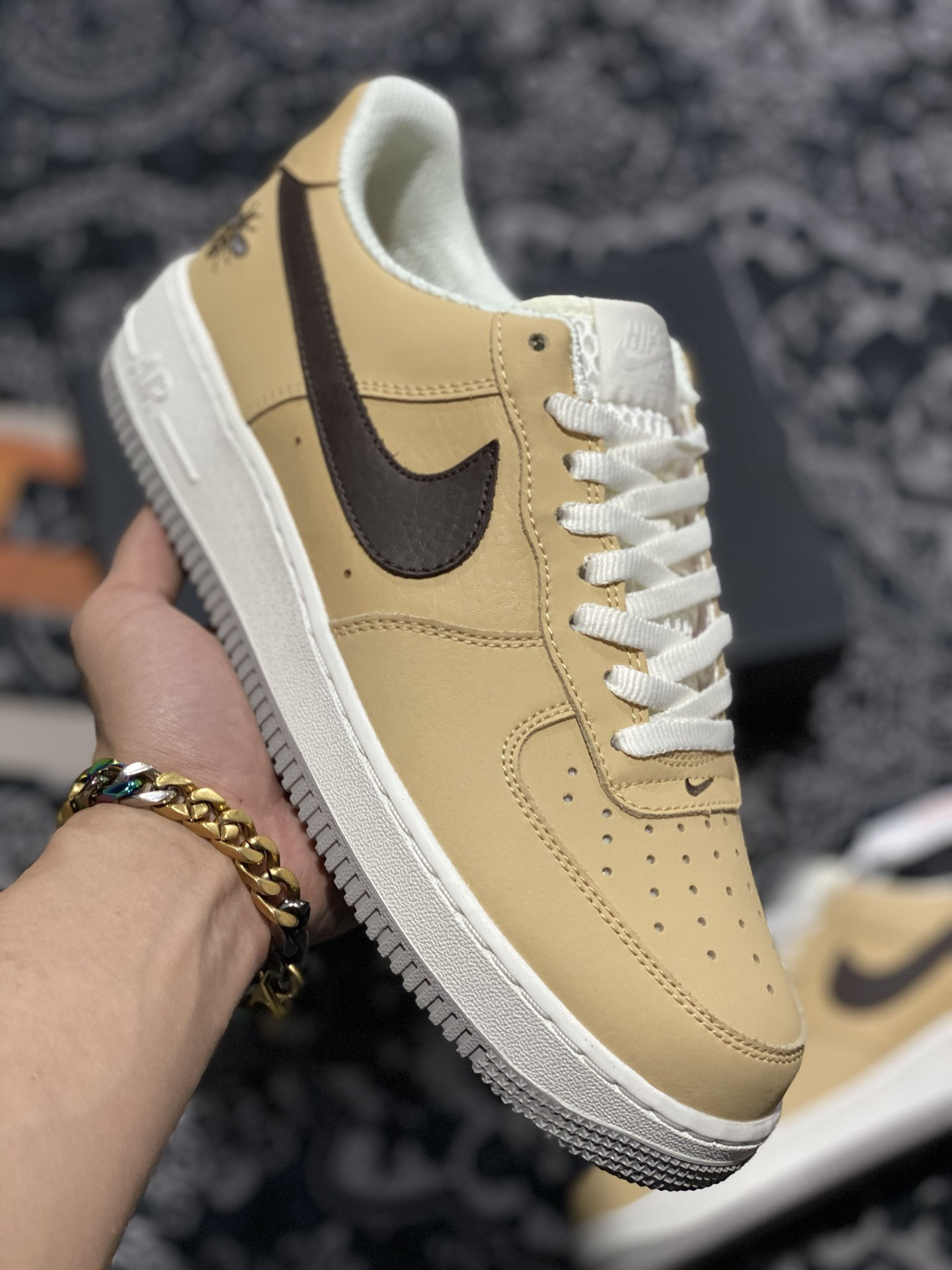 Nike Air Force 1 Low Manchester Bee For Sale