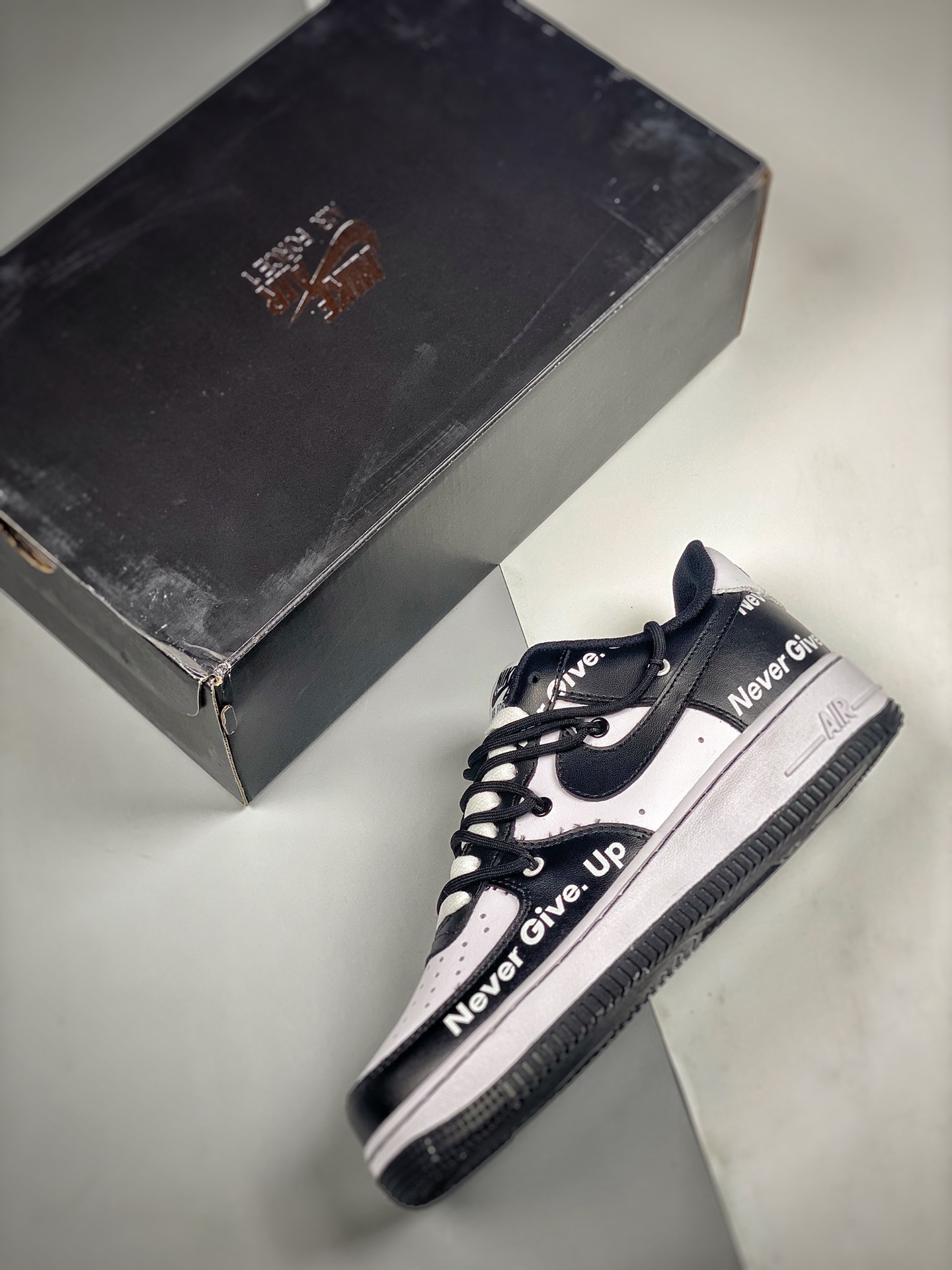 Nike Air Force 1 Low ‘Never Give up’ Black White For Sale