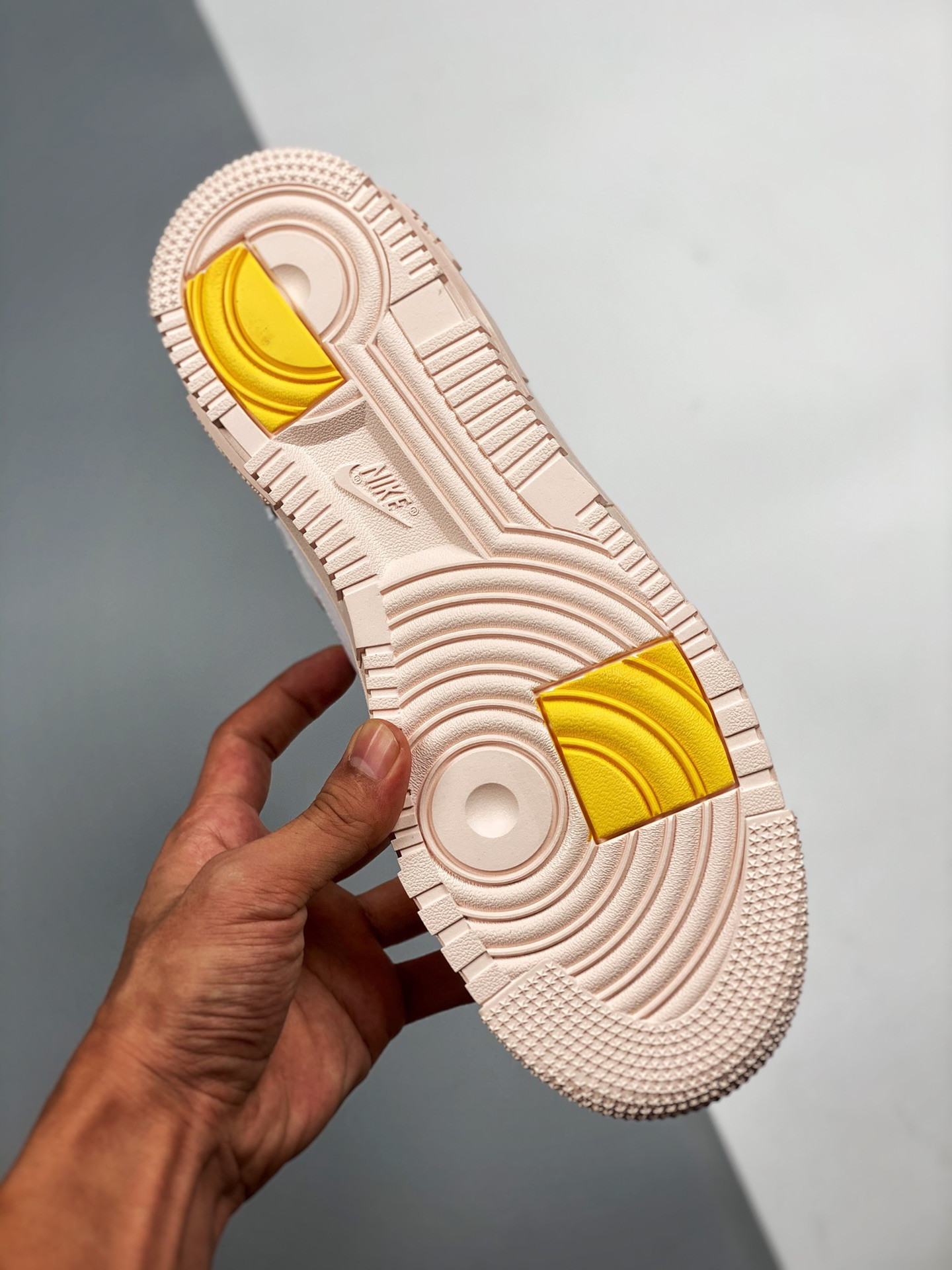 Nike Air Force 1 Low Pixel White/Arctic Orange-Sail-Orange Pearl For Sale