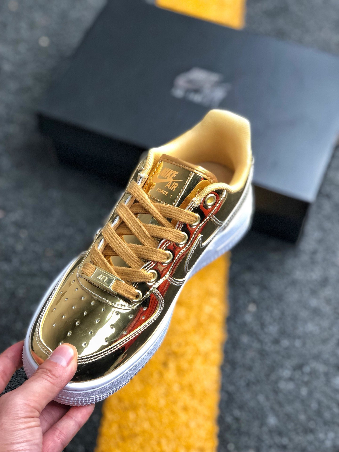 Nike Air Force 1 Low SP “Liquid Gold” Metallic Gold/Club Gold/White For Sale