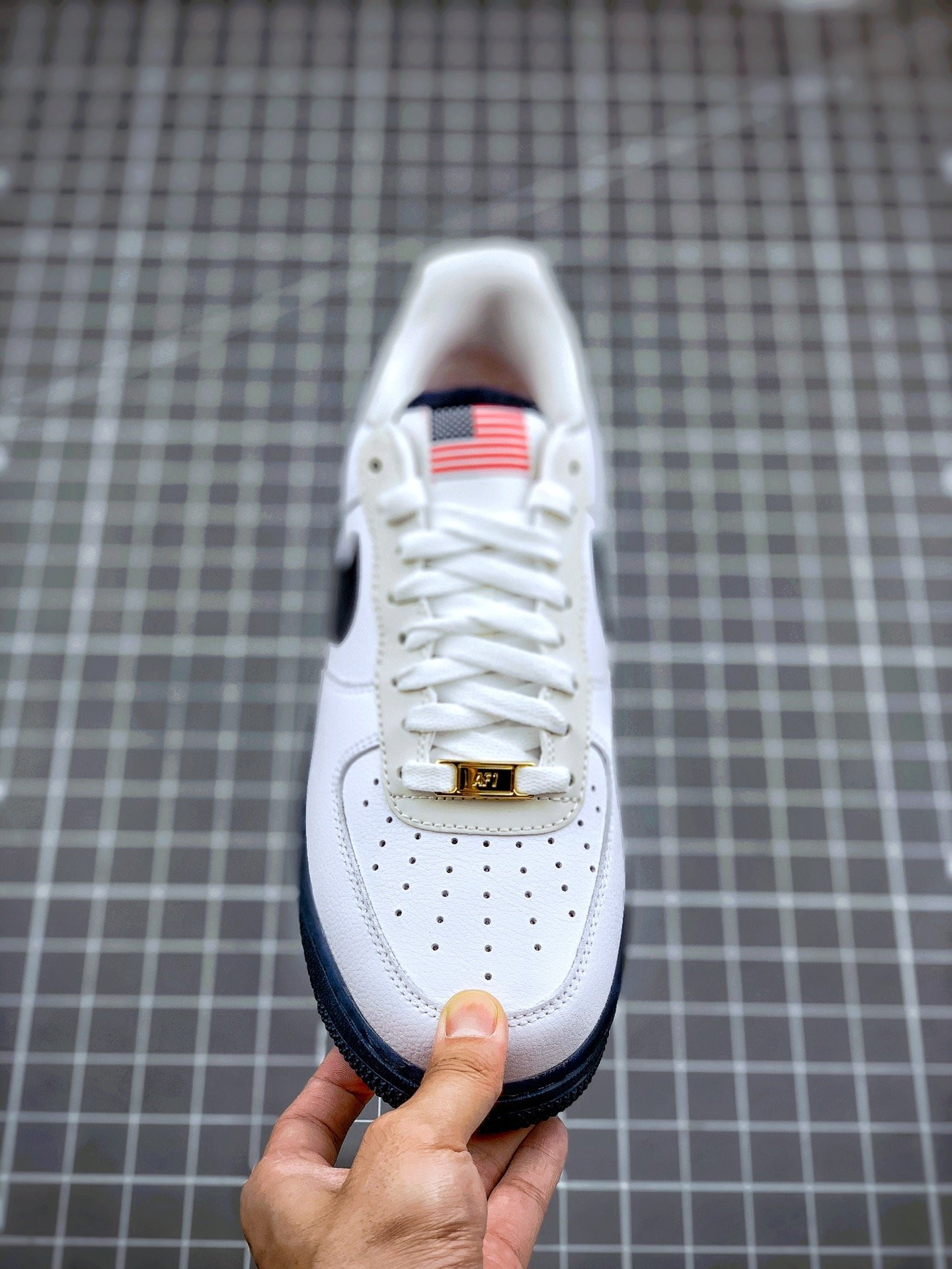 Nike Air Force 1 Low ‘USA Flags’ White/Sport Red-Metallic For Sale