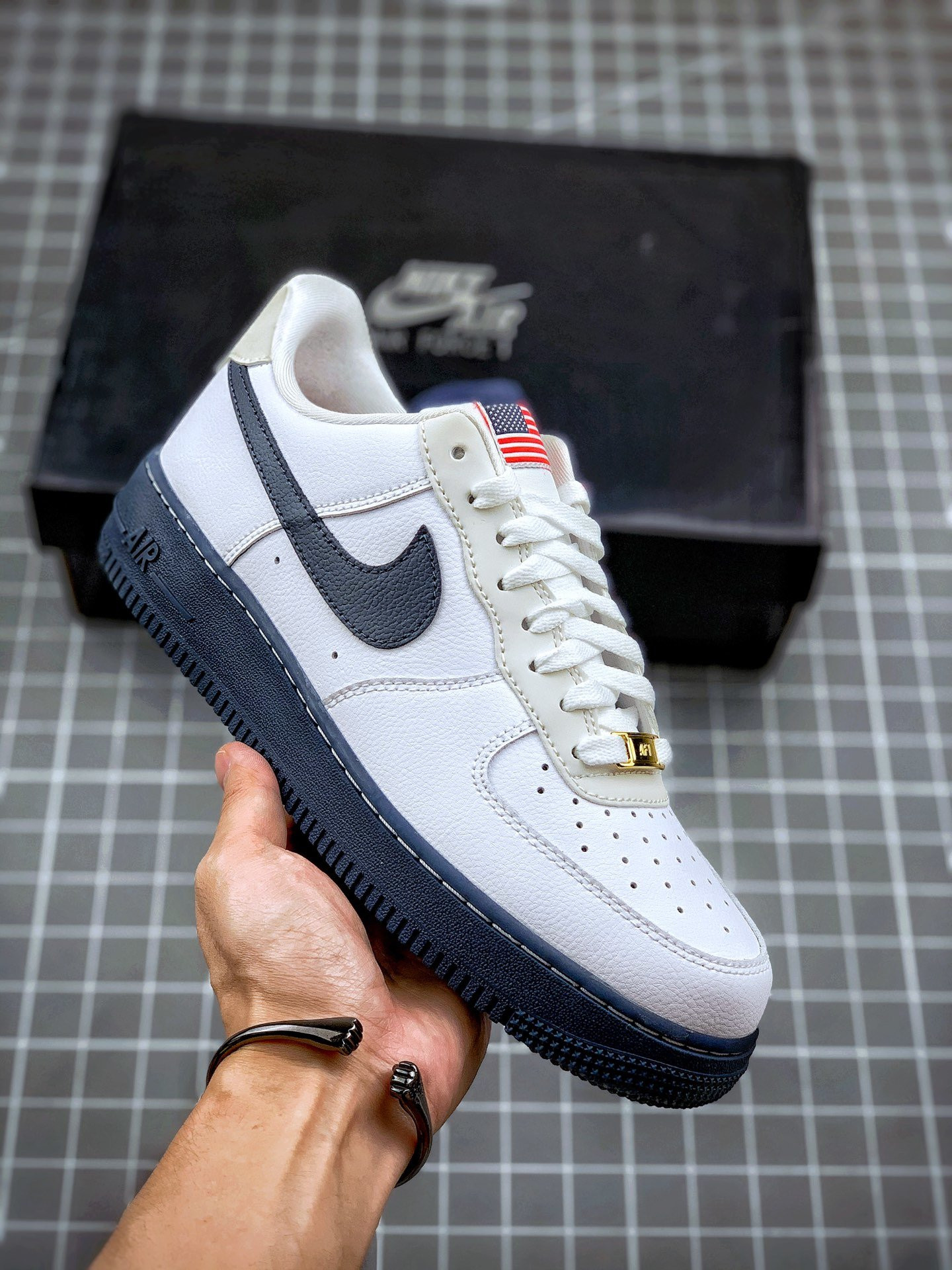 Nike Air Force 1 Low ‘USA Flags’ White/Sport Red-Metallic For Sale